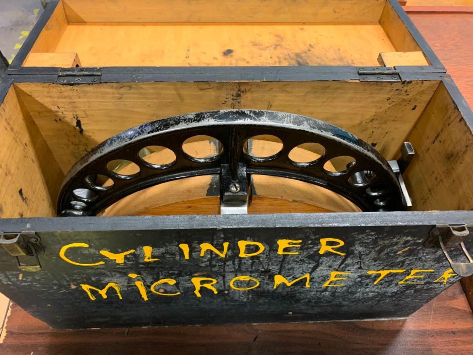 Cylinder Micrometer