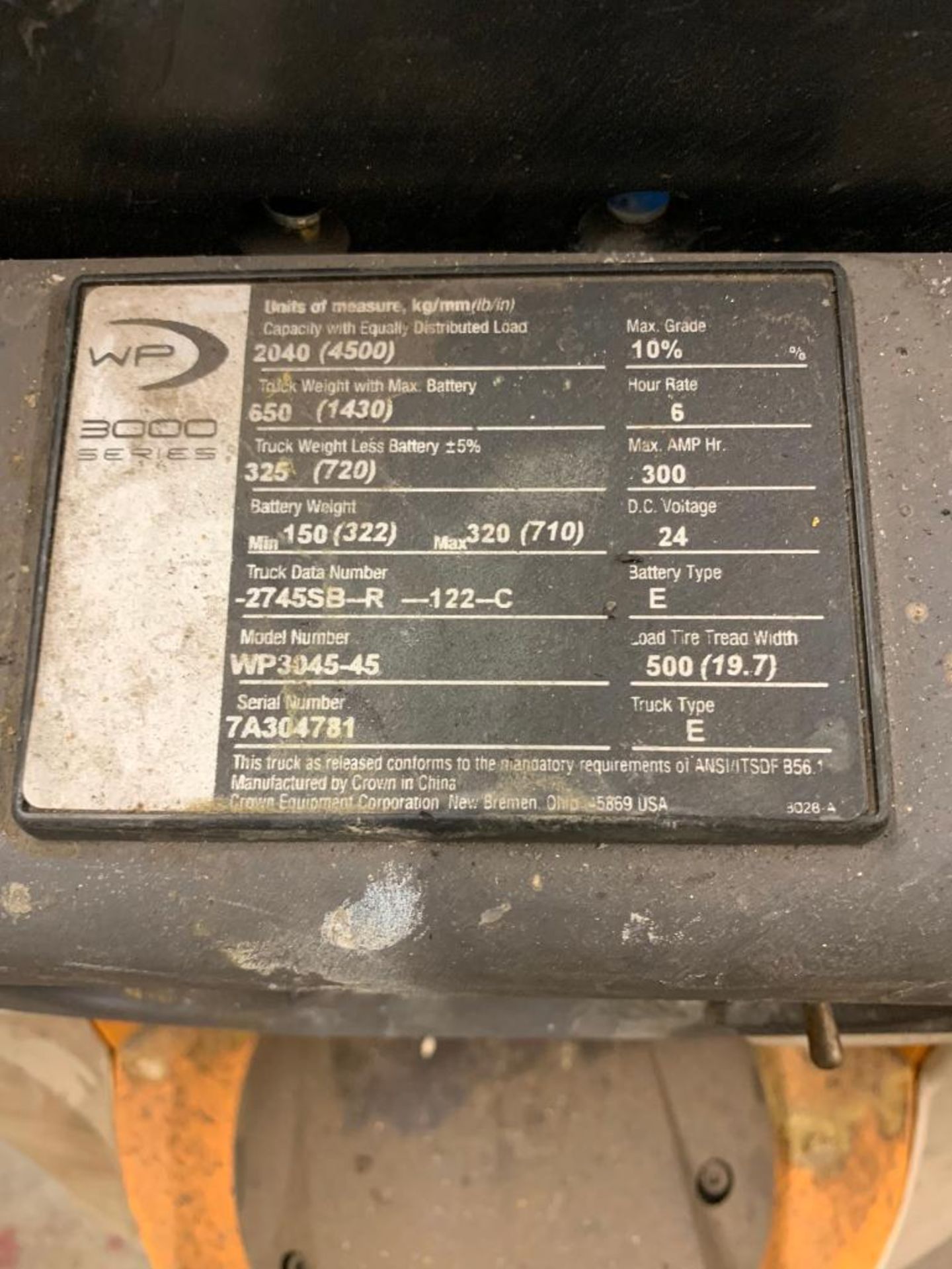 Battery Handling Systems 4,000 LB. Capacity Battery Handler, Model ATC-30MAG, 24V, S/N LN170160 - Image 6 of 6