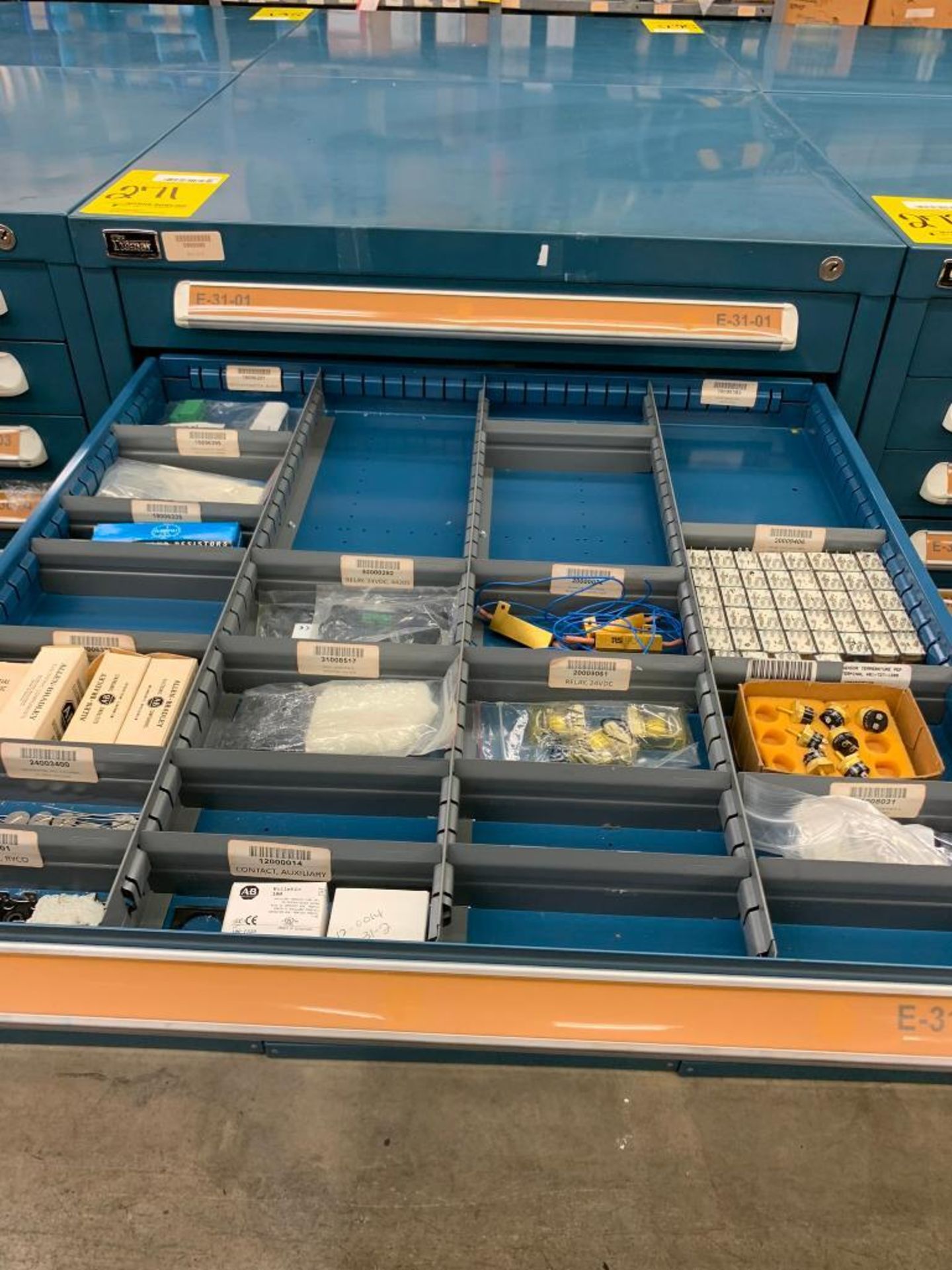 Vidmar 10-Drawer Cabinet w/ Assorted Relays, Connectors, Contactors, Diodes - Image 3 of 31