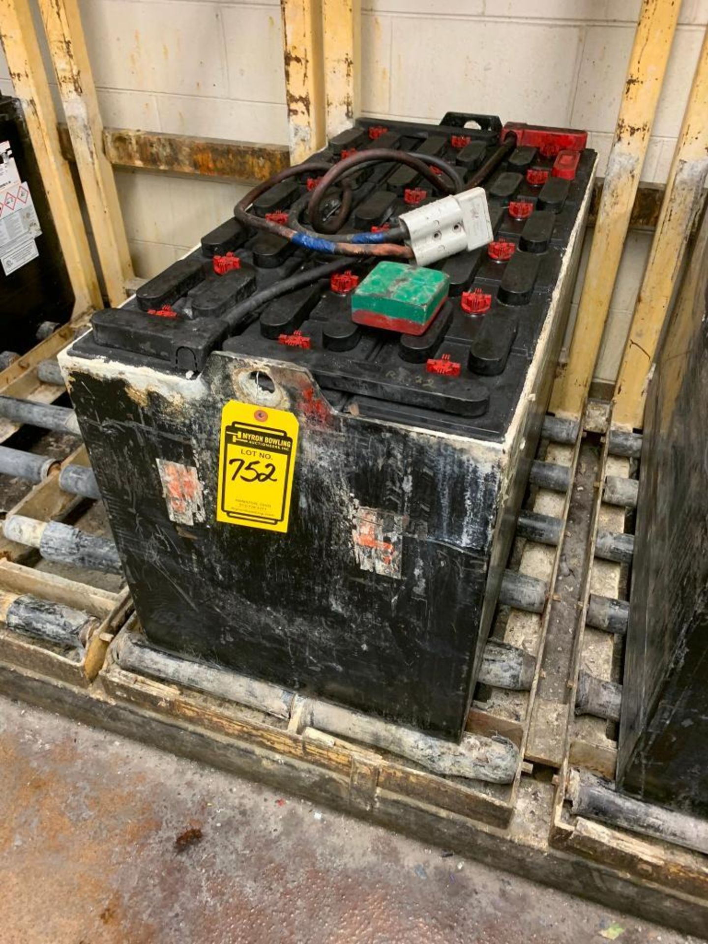 36V Battery, Approx. 2,000 LB.