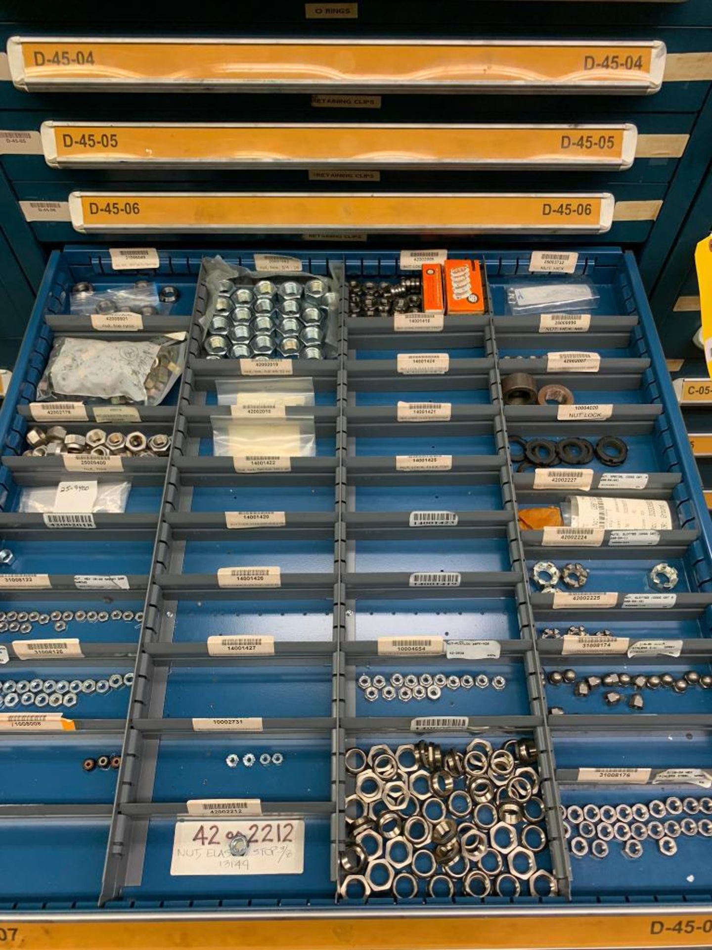 Vidmar 13-Drawer Cabinet w/ Assorted O-Rings, Retaining Clips, Nuts, Legend Plates, Concrete Anchors - Image 13 of 20