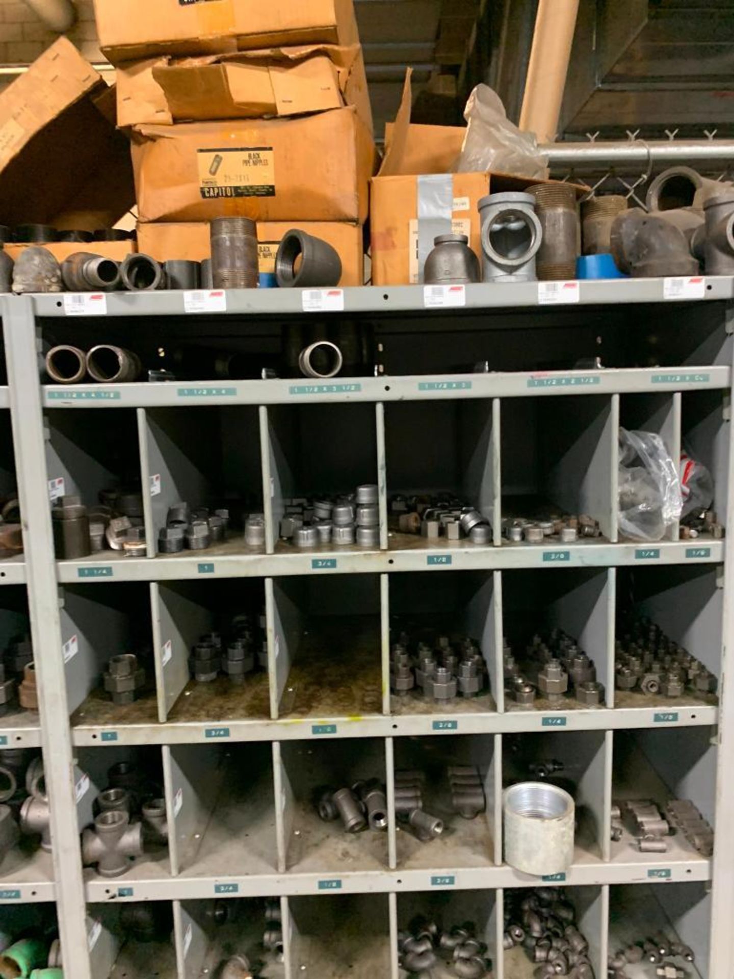 (10x) Bays of Assorted Shelving w/ Pipe Fittings, Pipe Nipples, Elbows, Connectors, Tees, Hardware - Image 7 of 21