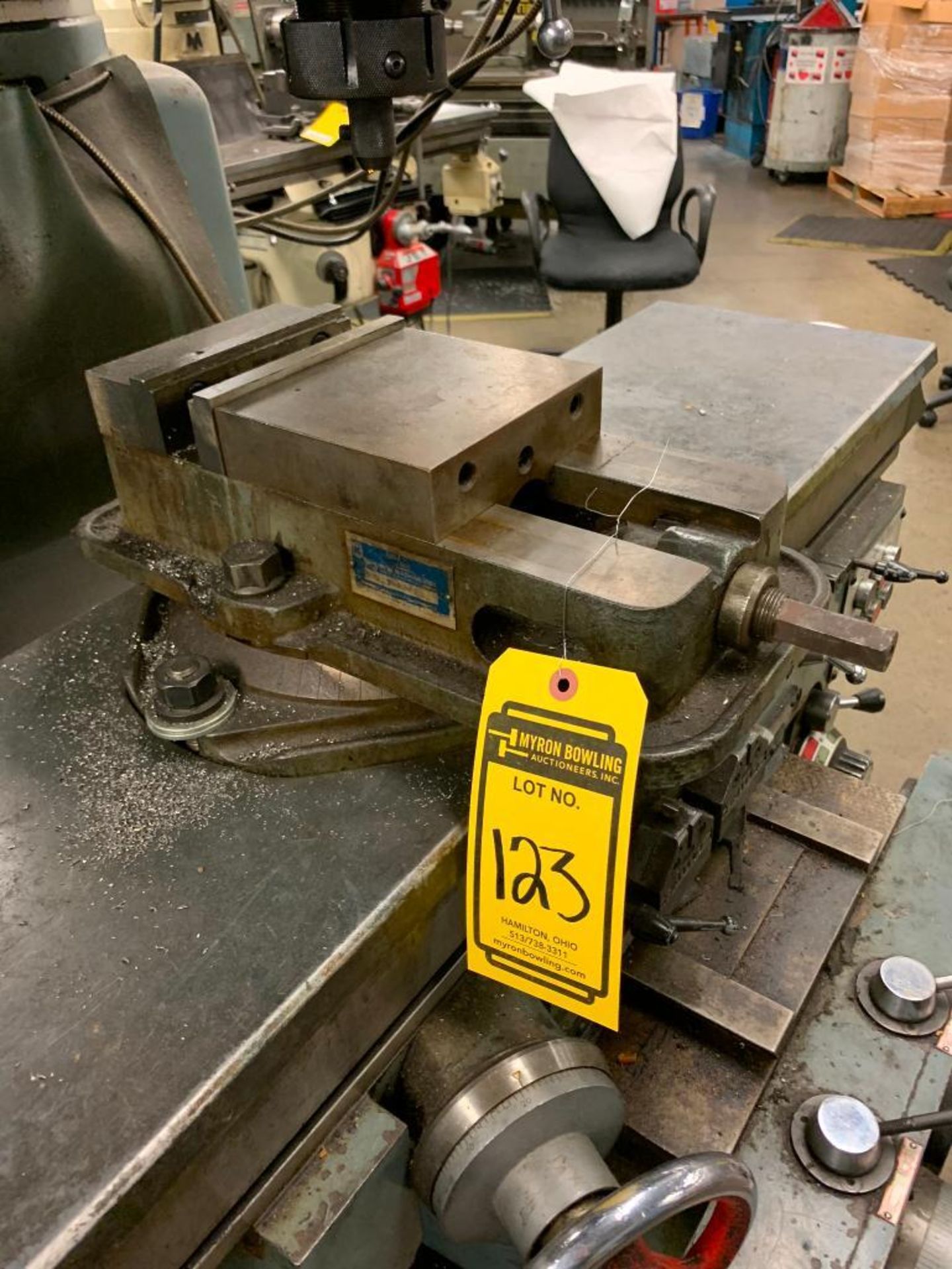 Kurt 6" Machine Vise on Rotary Base