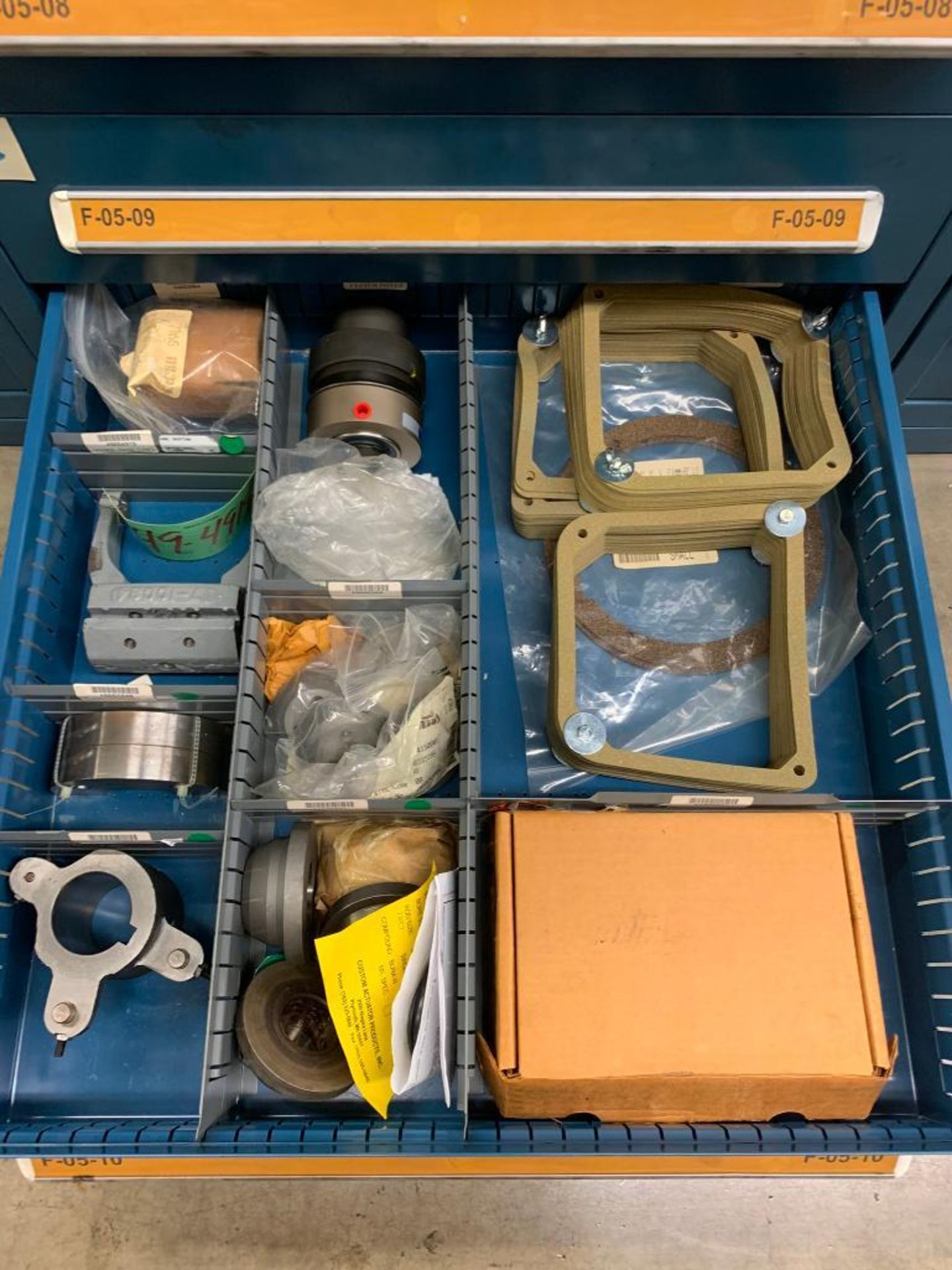 Vidmar 10-Drawer Cabinet w/ Collars, Oil Seals, Seal Kits, Gaskets, Assorted Cams - Image 12 of 13