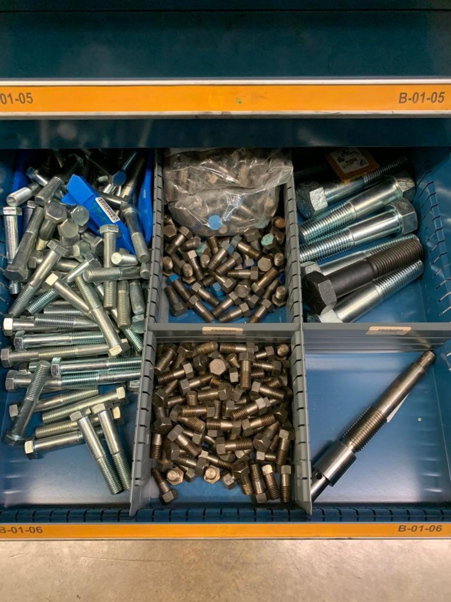 Vidmar 6-Drawer Cabinet w/ Assorted Screws - Image 7 of 7