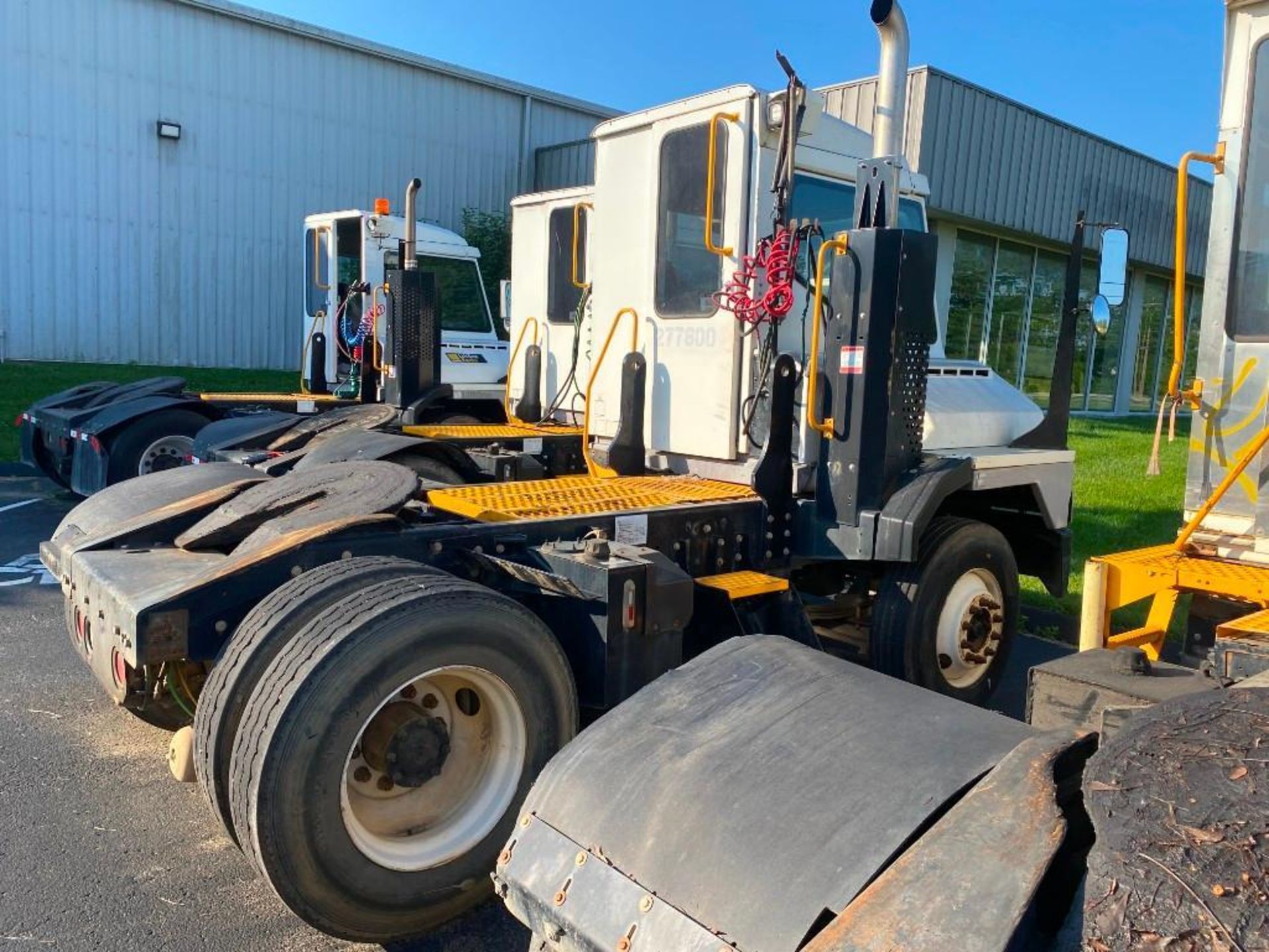 2017 Kalmar Ottawa T2 4X2 Spotter Truck/Terminal Tractor, S/N 345545, Cummins Engine, Allison Automa - Image 2 of 6