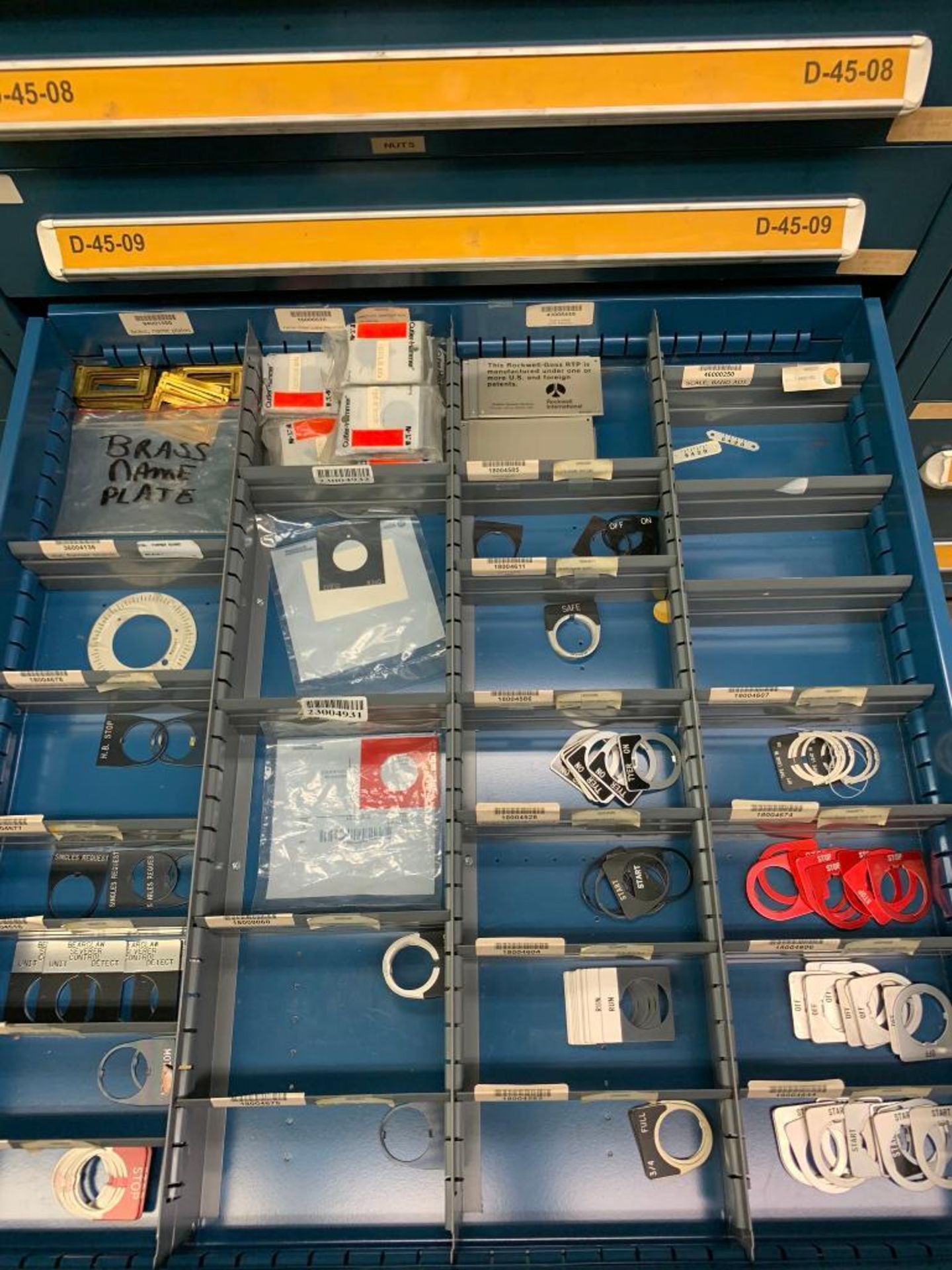 Vidmar 13-Drawer Cabinet w/ Assorted O-Rings, Retaining Clips, Nuts, Legend Plates, Concrete Anchors - Image 16 of 20