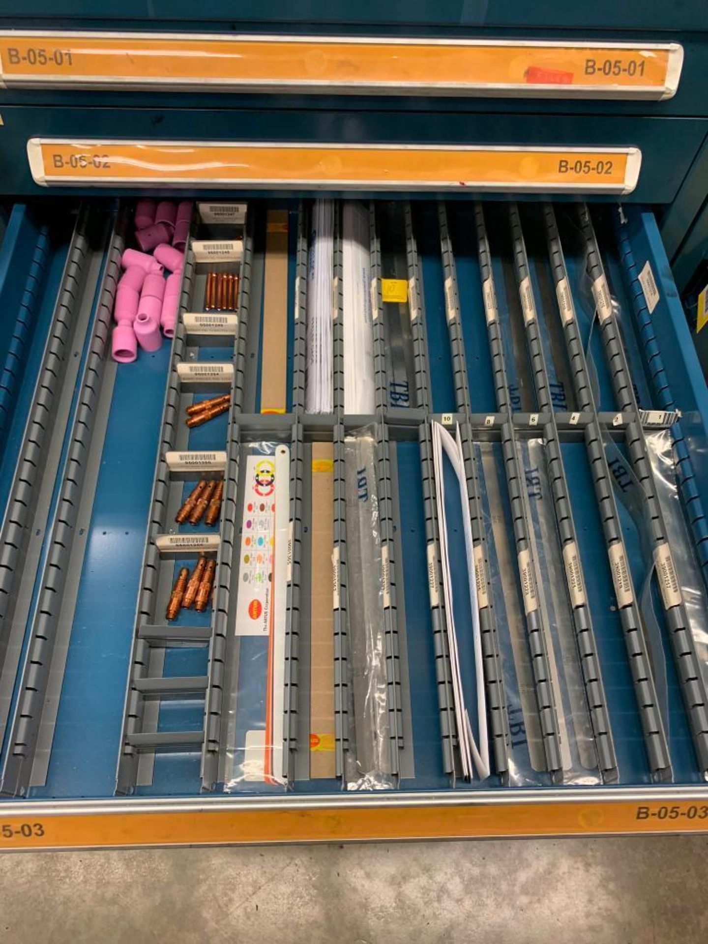 Vidmar 7-Drawer Cabinet w/ Assorted Files, Feeler Gage, Deburring Tools, Saw Blades - Image 4 of 8