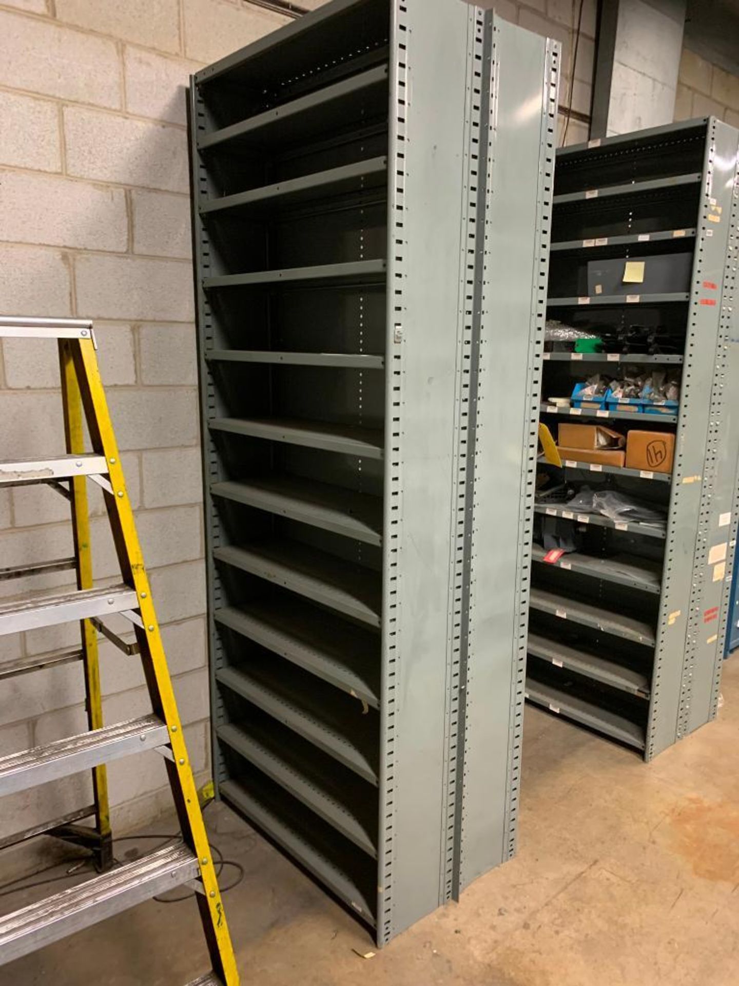 (11x) Bays of Clip Style Shelving w/ Plant Support Content - Image 7 of 30