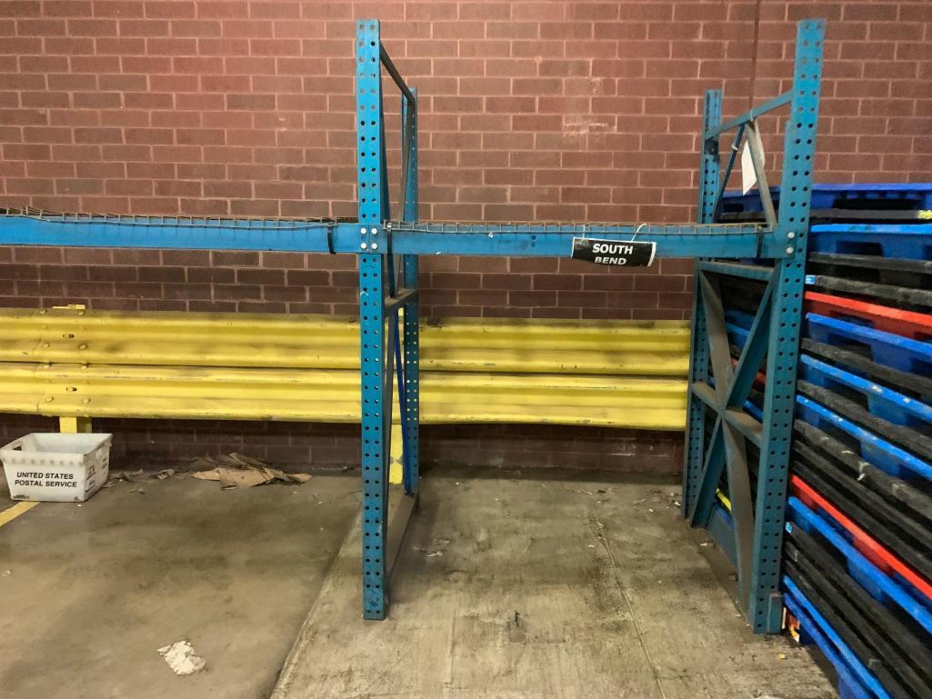 (41x) Bays of Bolt-Together Pallet Rack; (46) 7' x 44", (2) 5' x 44" Uprights, (70) 108" x 4", (12) - Image 9 of 12