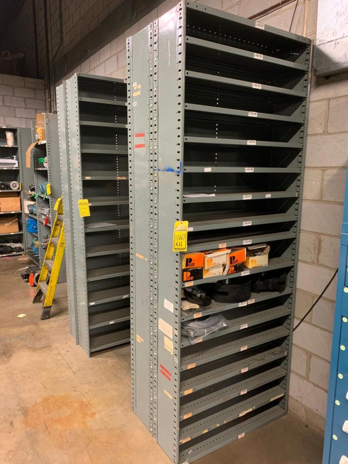 (11x) Bays of Clip Style Shelving w/ Plant Support Content