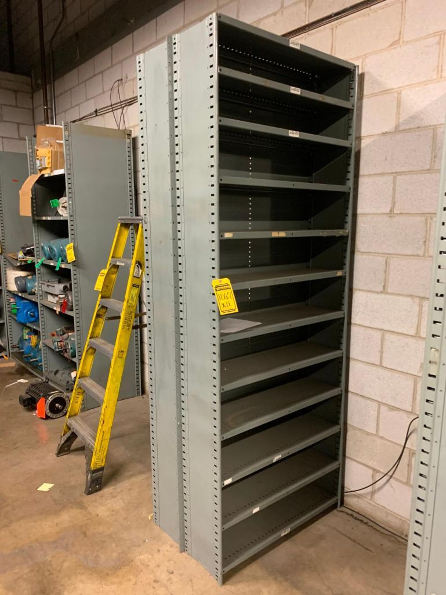 (11x) Bays of Clip Style Shelving w/ Plant Support Content - Image 3 of 30