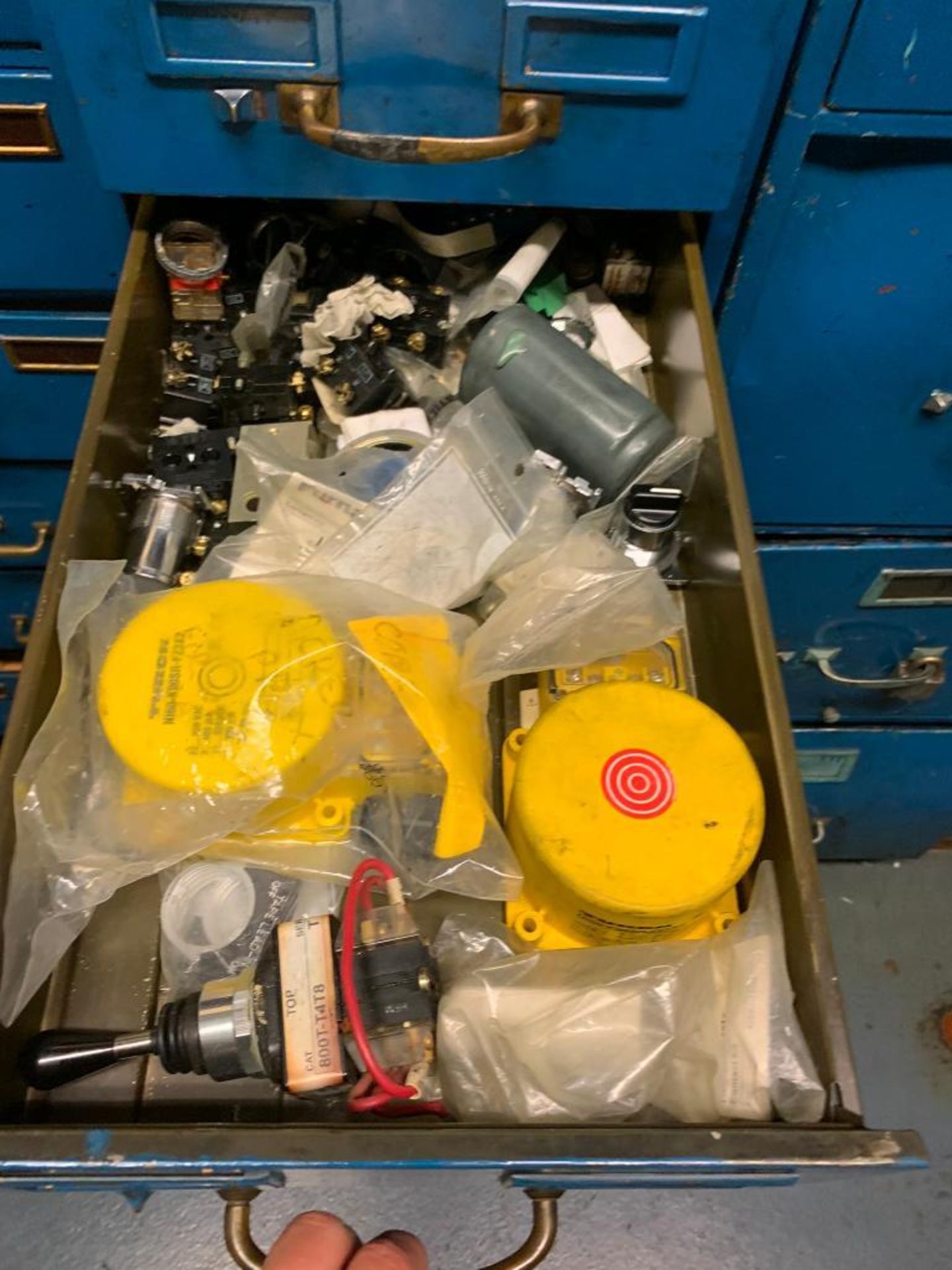 Contents of Room - Shelf Units, Spools of Wire, Contactors, Vacuum Pump, Electrical Supplies - Image 30 of 33