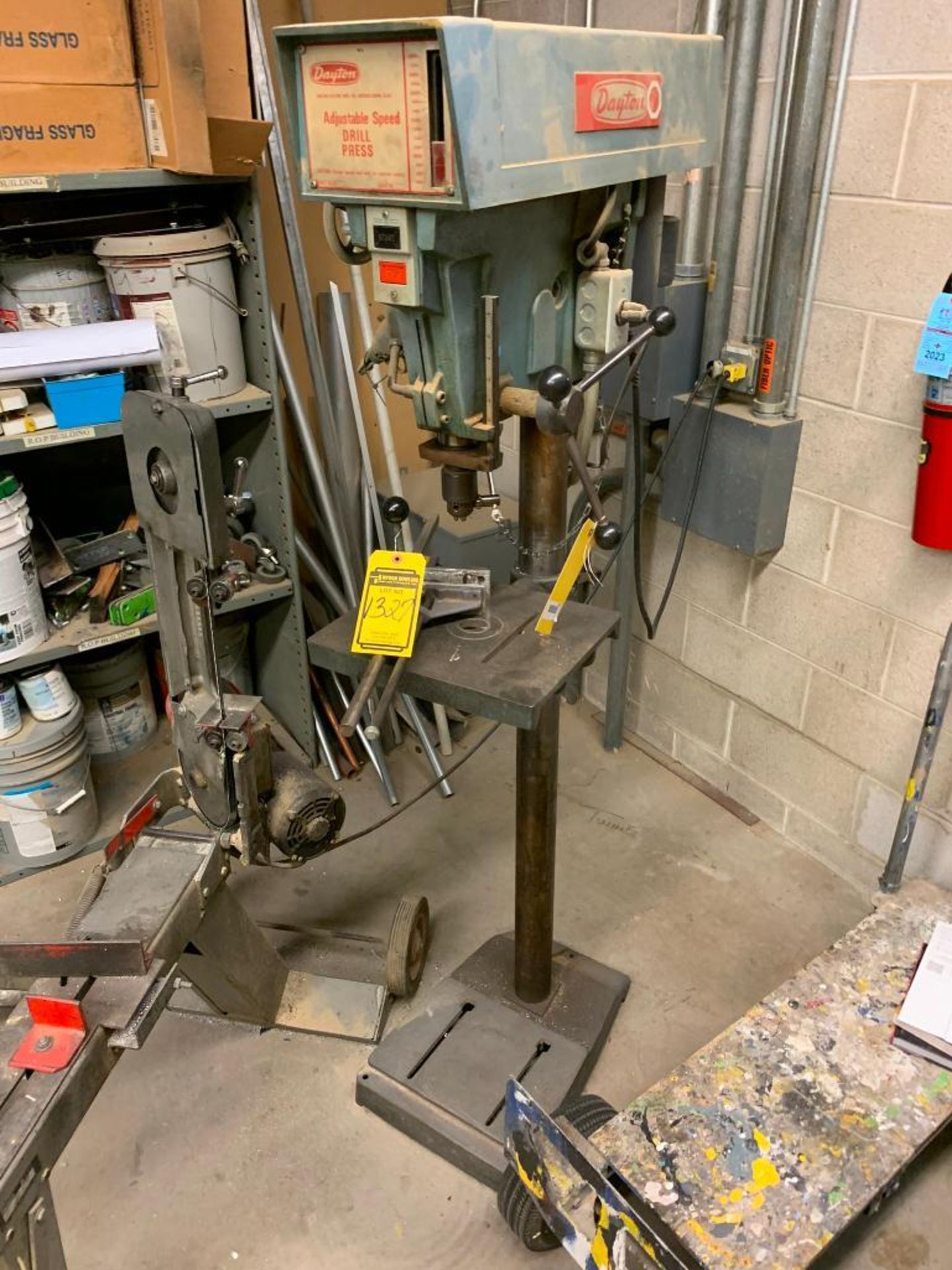 Dayton Vertical Drill Press, Model 3Z5-70, S/N GB, 14-1/4" X 11-1/4" Table, w/ Small Vise