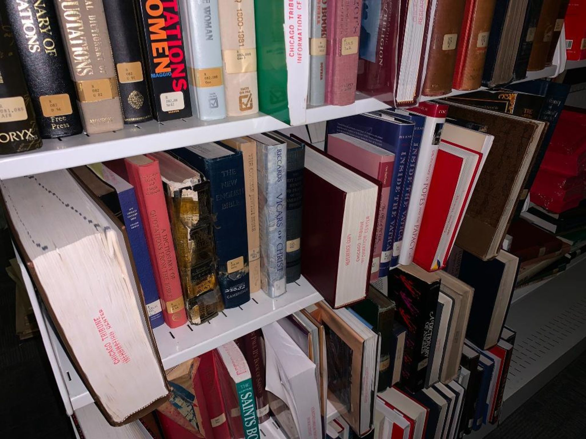 (6) Rows of Assorted Books, Chicago Tribune Indexes, Tribune Almanacs, Printing & News, Dictionaries - Image 63 of 71