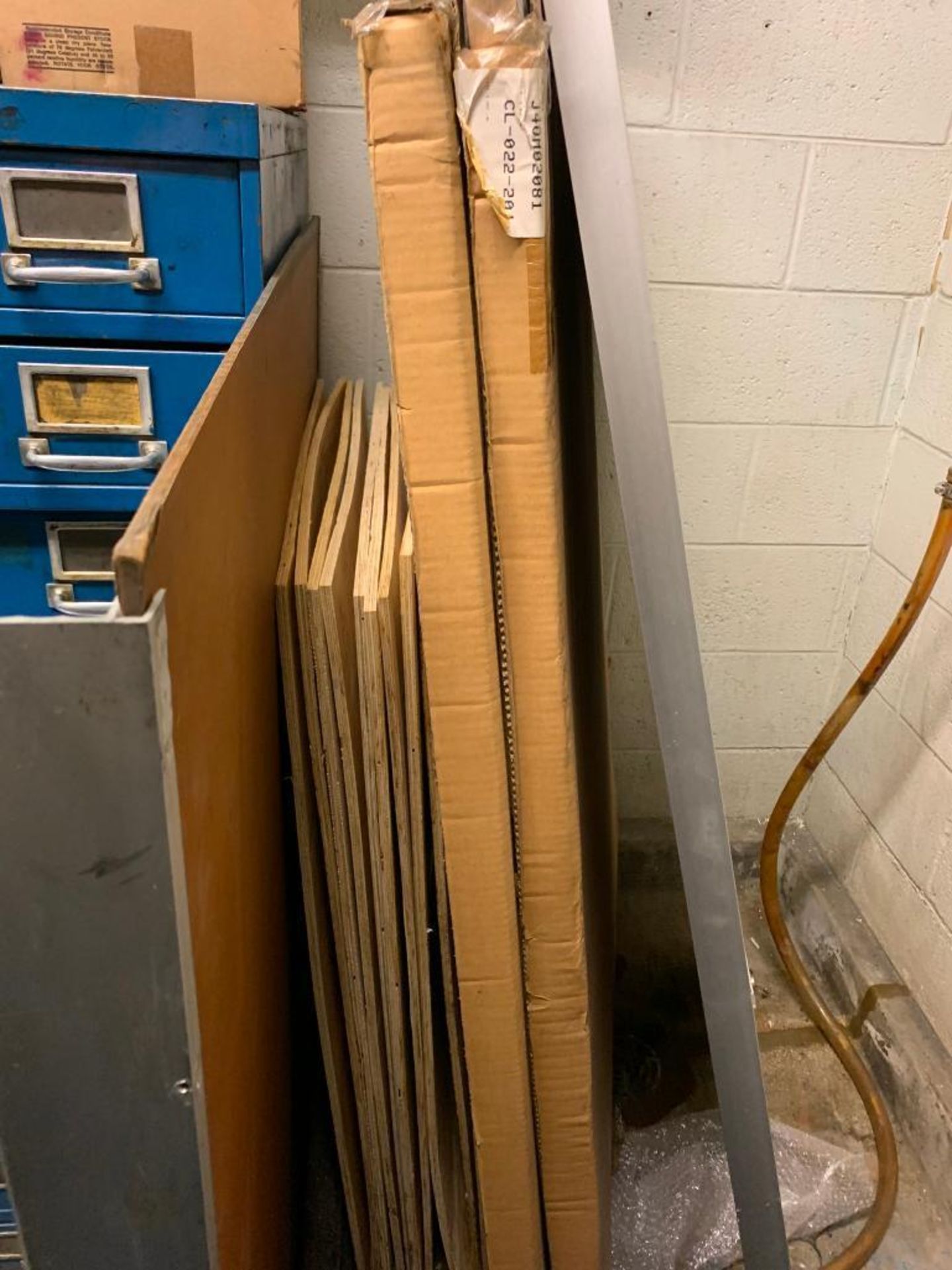 Contents of Room - Shelf Units, Spools of Wire, Contactors, Vacuum Pump, Electrical Supplies - Image 15 of 33