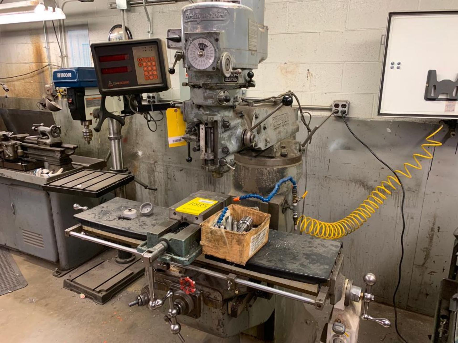 Bridgeport Vertical Milling Machine, Anilam Mini Wizard 2-Axis DRO, Workhorse Rapid Traverse, 1-1/2- - Image 4 of 9