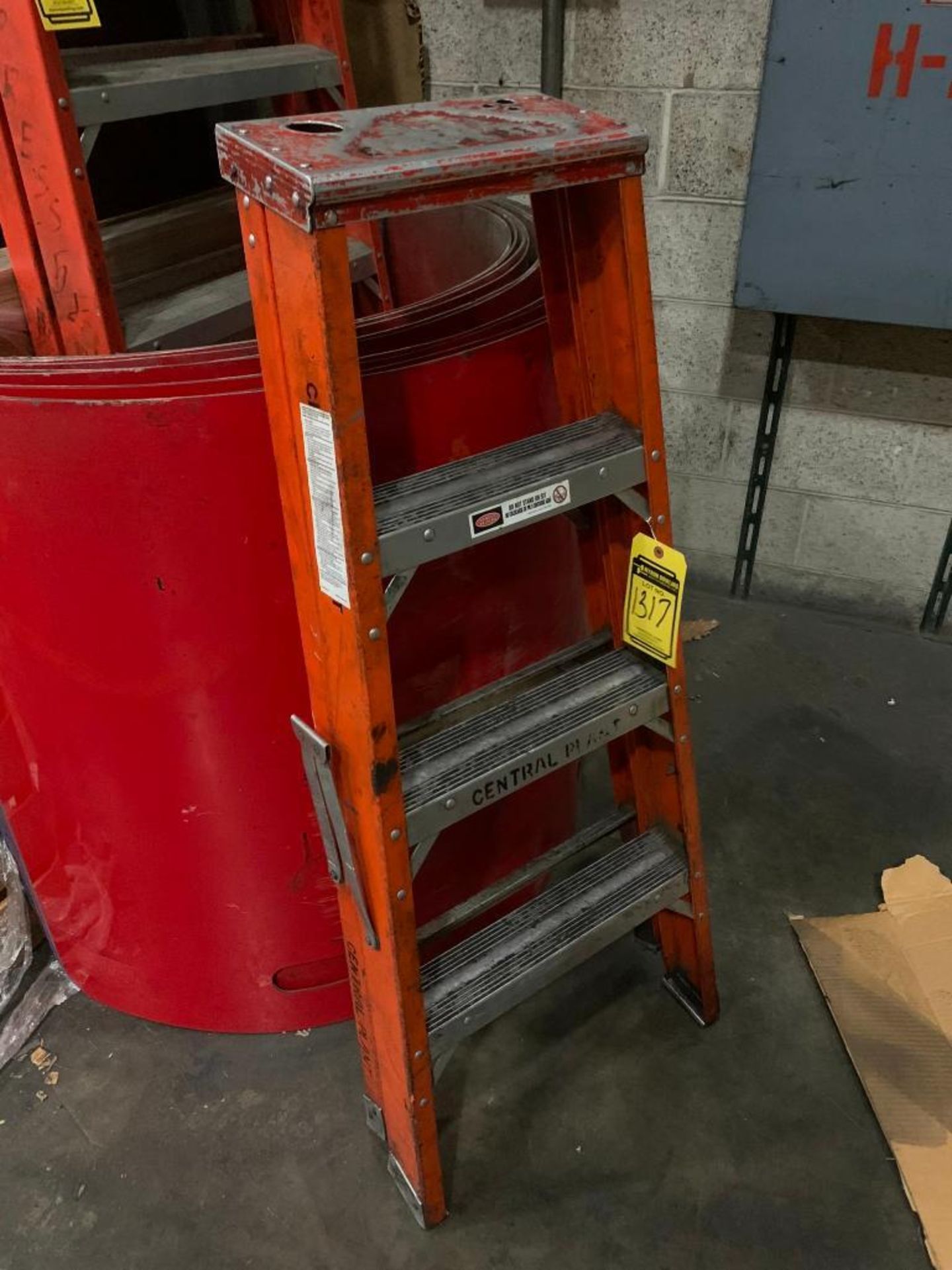 (2) Werner Fiberglass Step Ladders, 10' & 4'