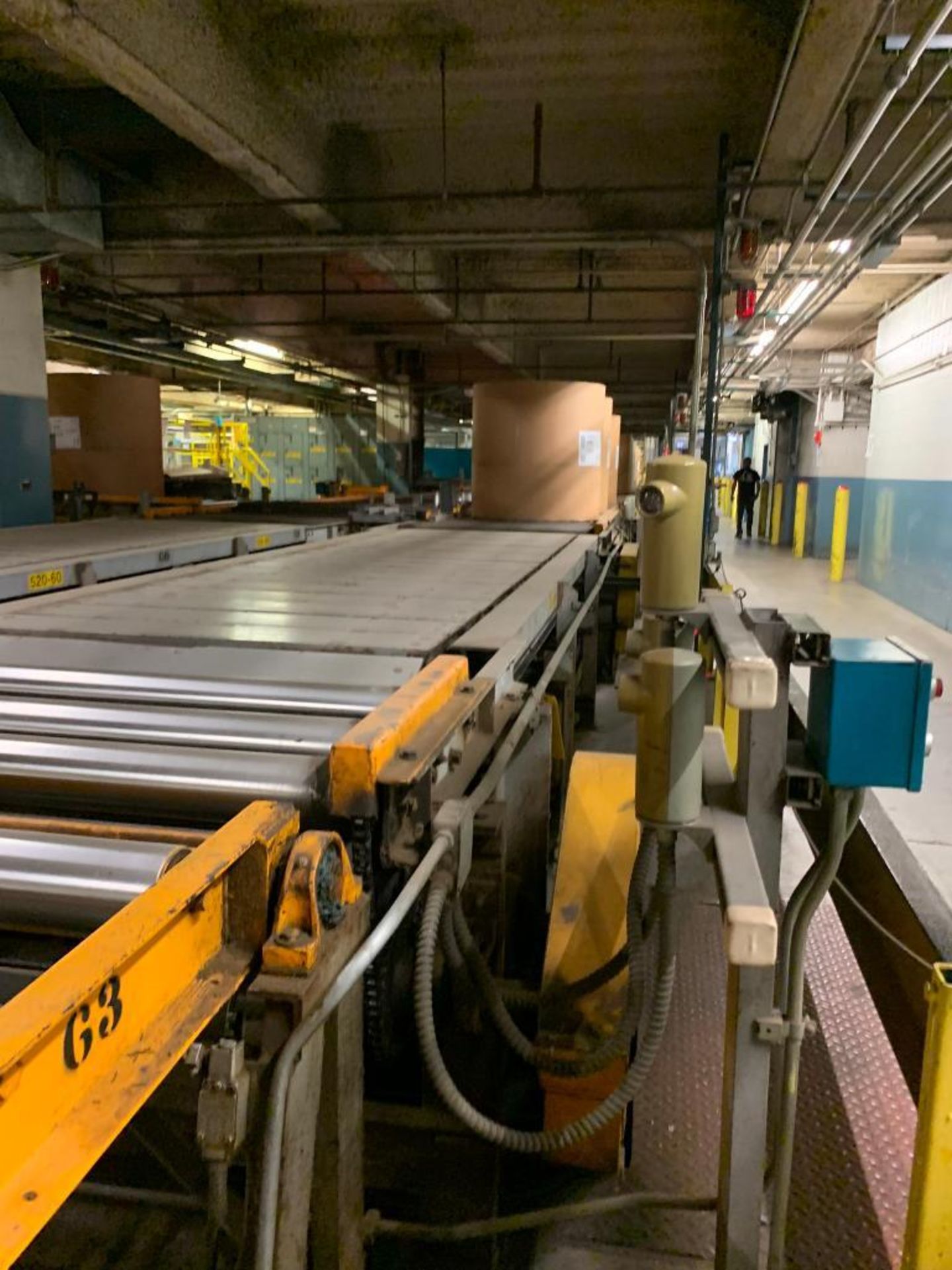 350' of Steel Power Roller/Plate 48" Conveyor, (6) 103" Hydraulic Lift Gate Sections, Photo Switches - Image 6 of 18