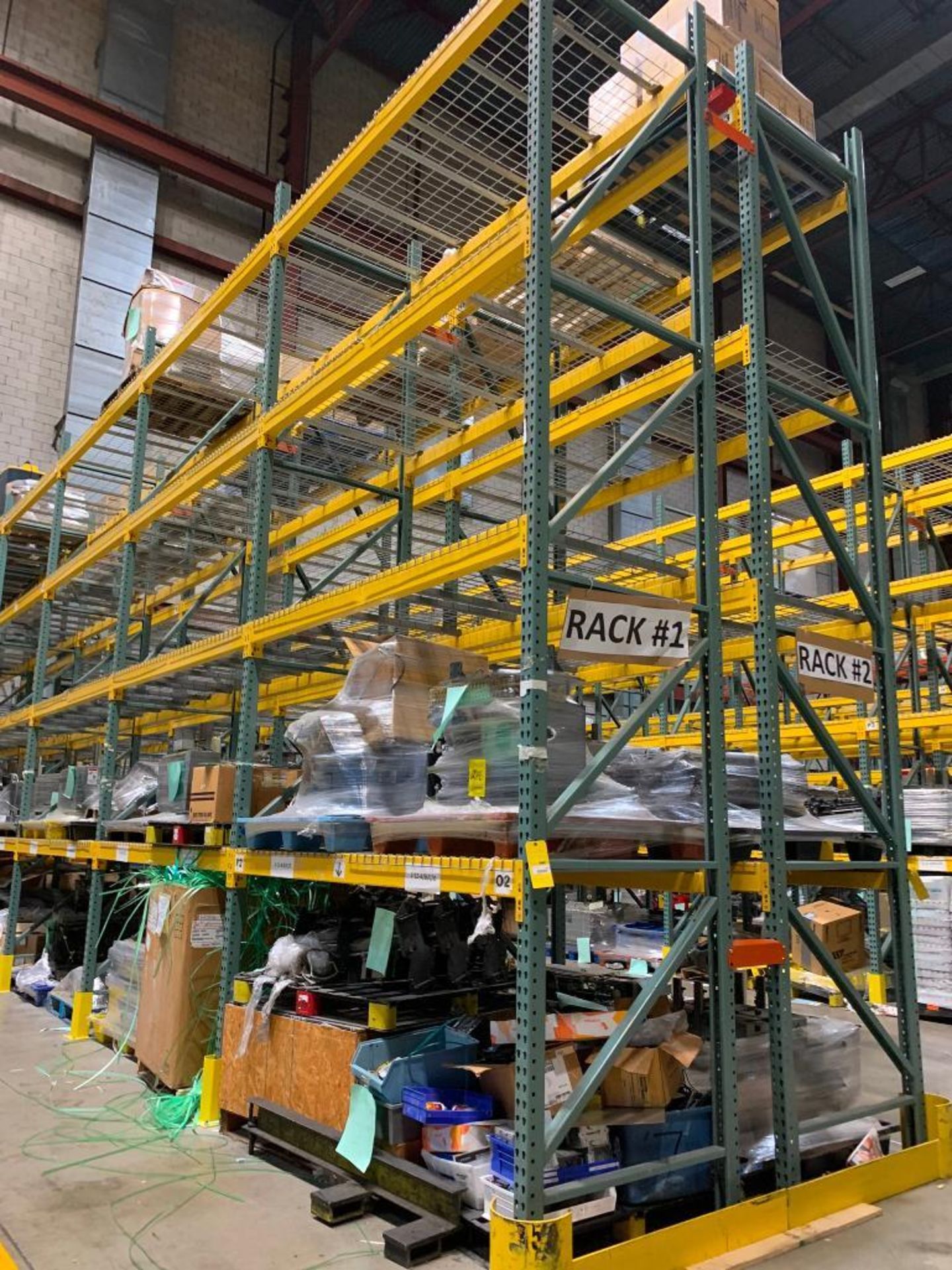 (36x) Bays of Teardrop Style Pallet Rack; (42) 18' x 42" Uprights, (288) 95" x 5" Step Beams, (288) - Image 4 of 5