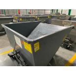 Wright 3/4 YD. Self-Dumping Hopper