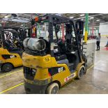 Caterpillar 2C5000 Forklift w/ Box Clamp, S/N AT9044555, 3-Stage Mast, Solid Non-Marking Tires, LP G