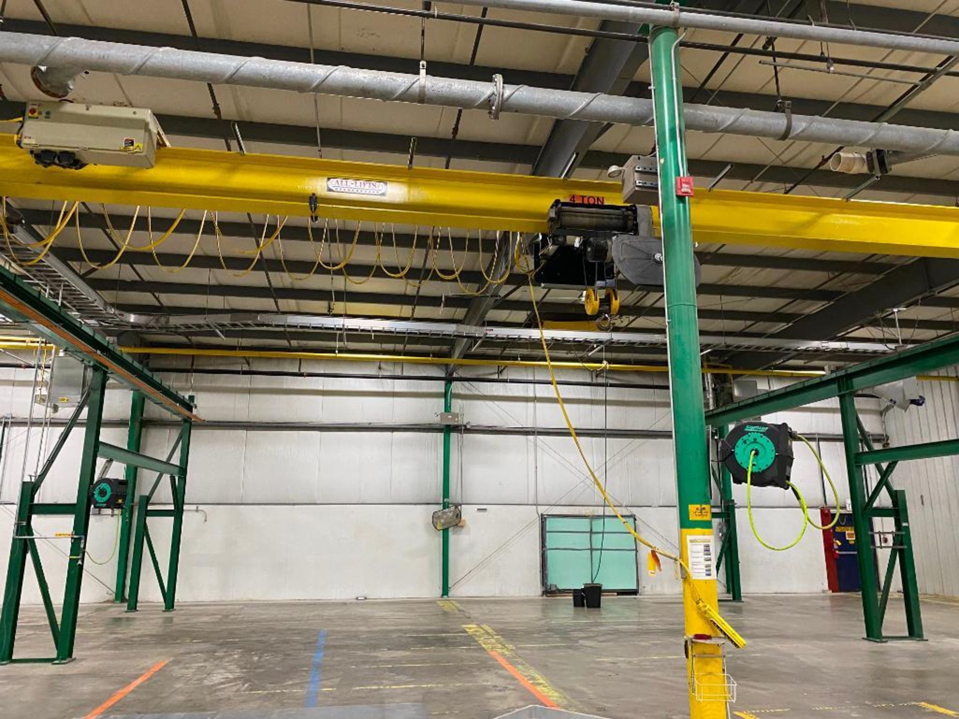 All Lifts Free-Standing Bridge Crane w/ Yale 4-Ton Pendant Type Electric Cable Hoist, 39' Long, 40'