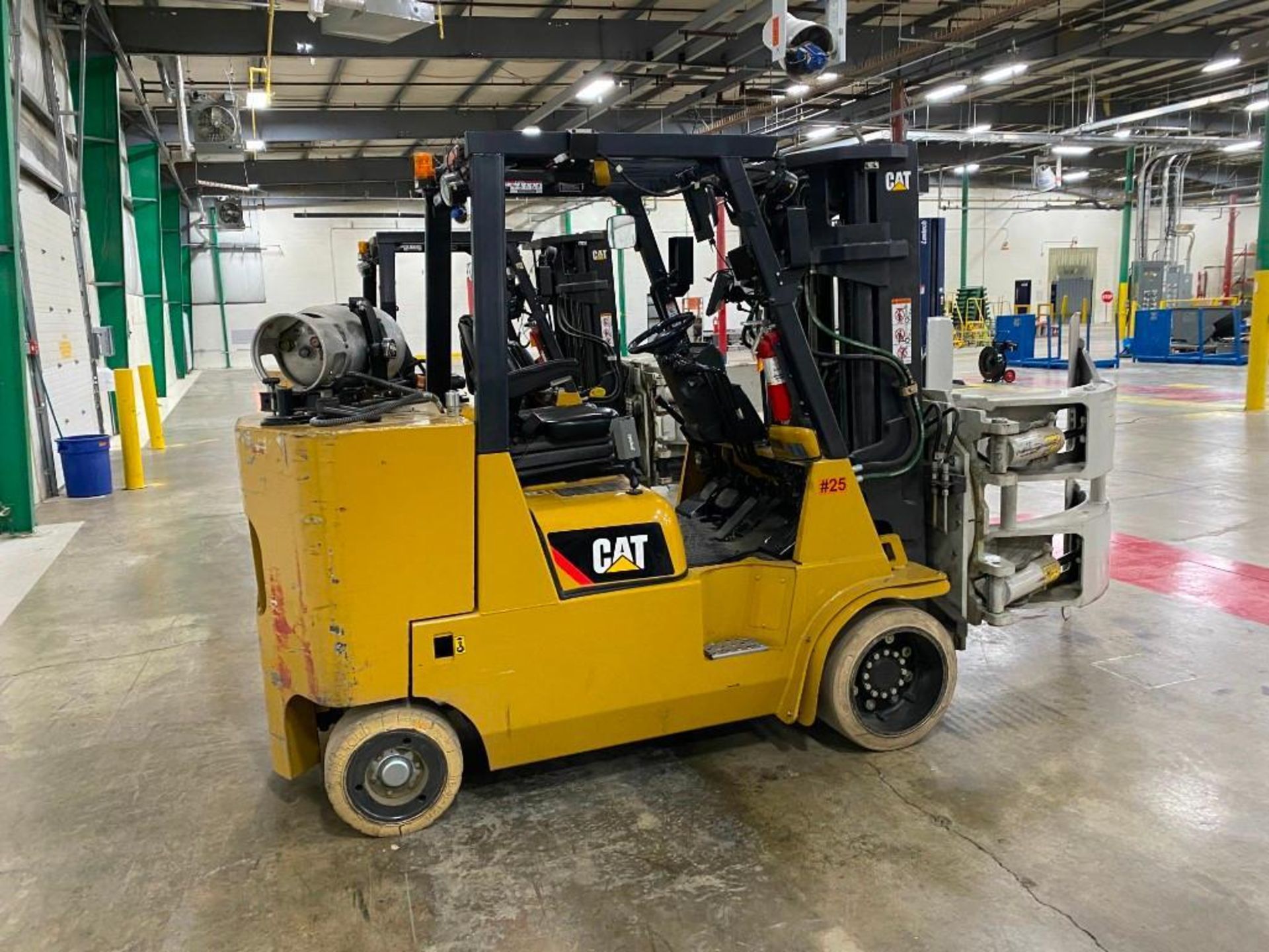 Caterpillar GC55K Forklift w/ Roll Clamp, S/N AT88B10162, 3-Stage Mast, Solid Non-Marking Tires, LP