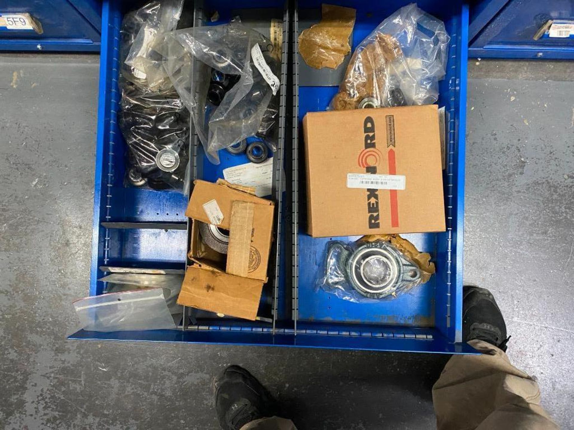 (3) Equipto Cabinets & Contents of Bearings, O-Rings, Gaskets, & Oil Seals - Image 10 of 30