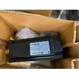 Allen Bradley Servo Motor, Cat No. MPL-B430P-MJ74AA, 460 V, 3 PH