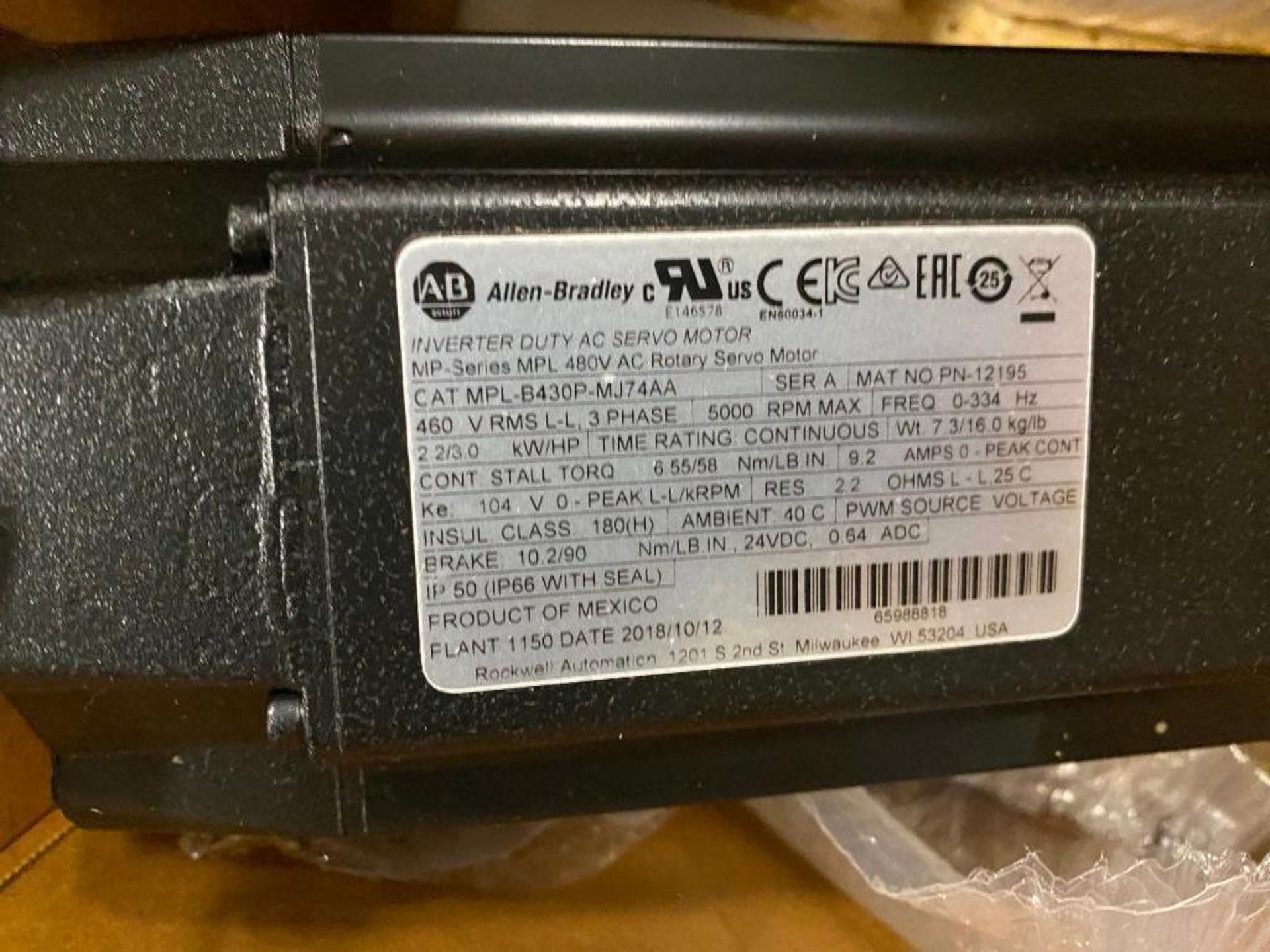 Allen Bradley Servo Motor, Cat No. MPL-B430P-MJ74AA, 460 V, 3 PH - Image 2 of 2