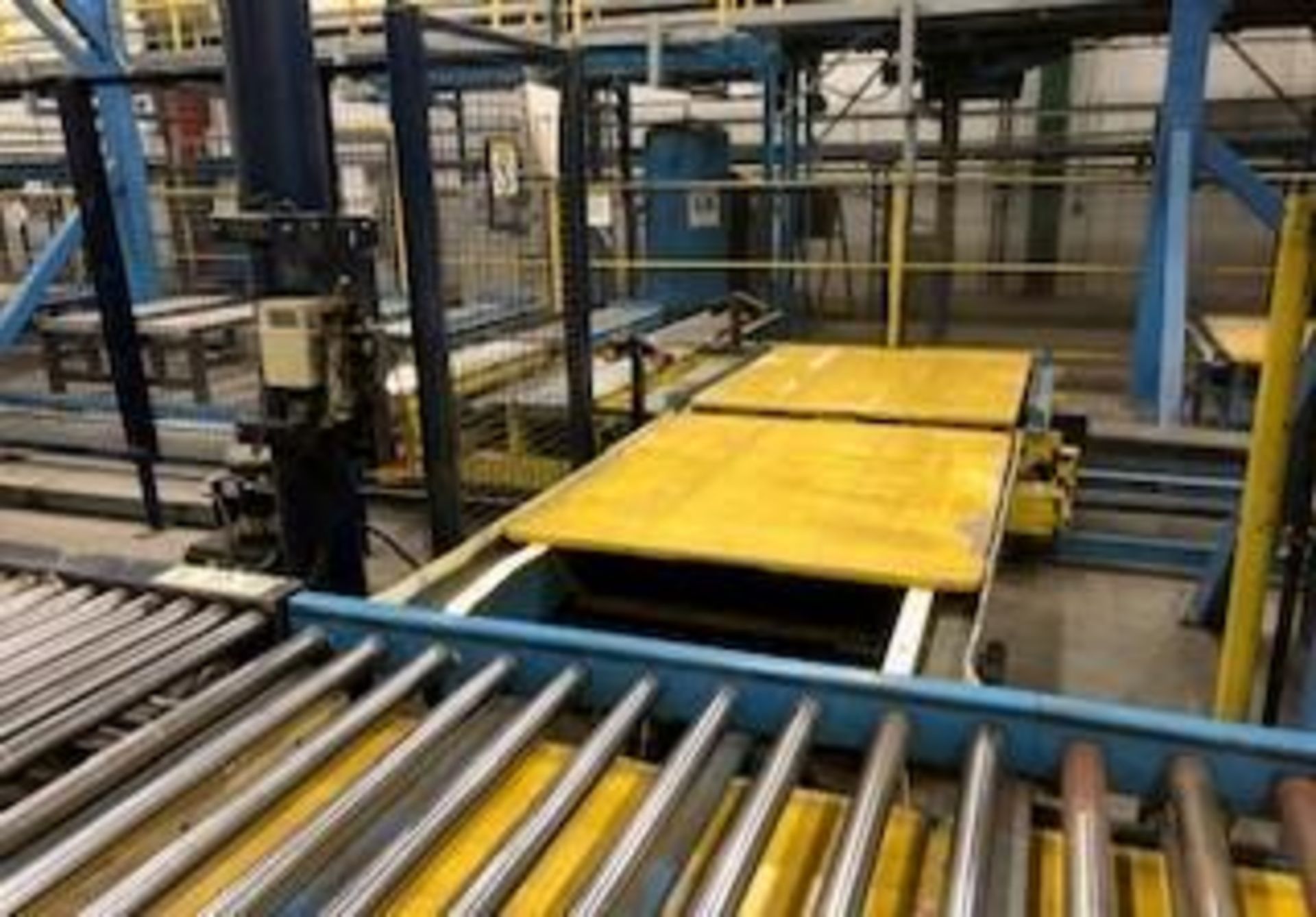 Accu-Lift Gantry Palletizer / Packager w/ Lantech Stretch Wrapper, (30) Conveyor Work Platforms, 49" - Image 25 of 25