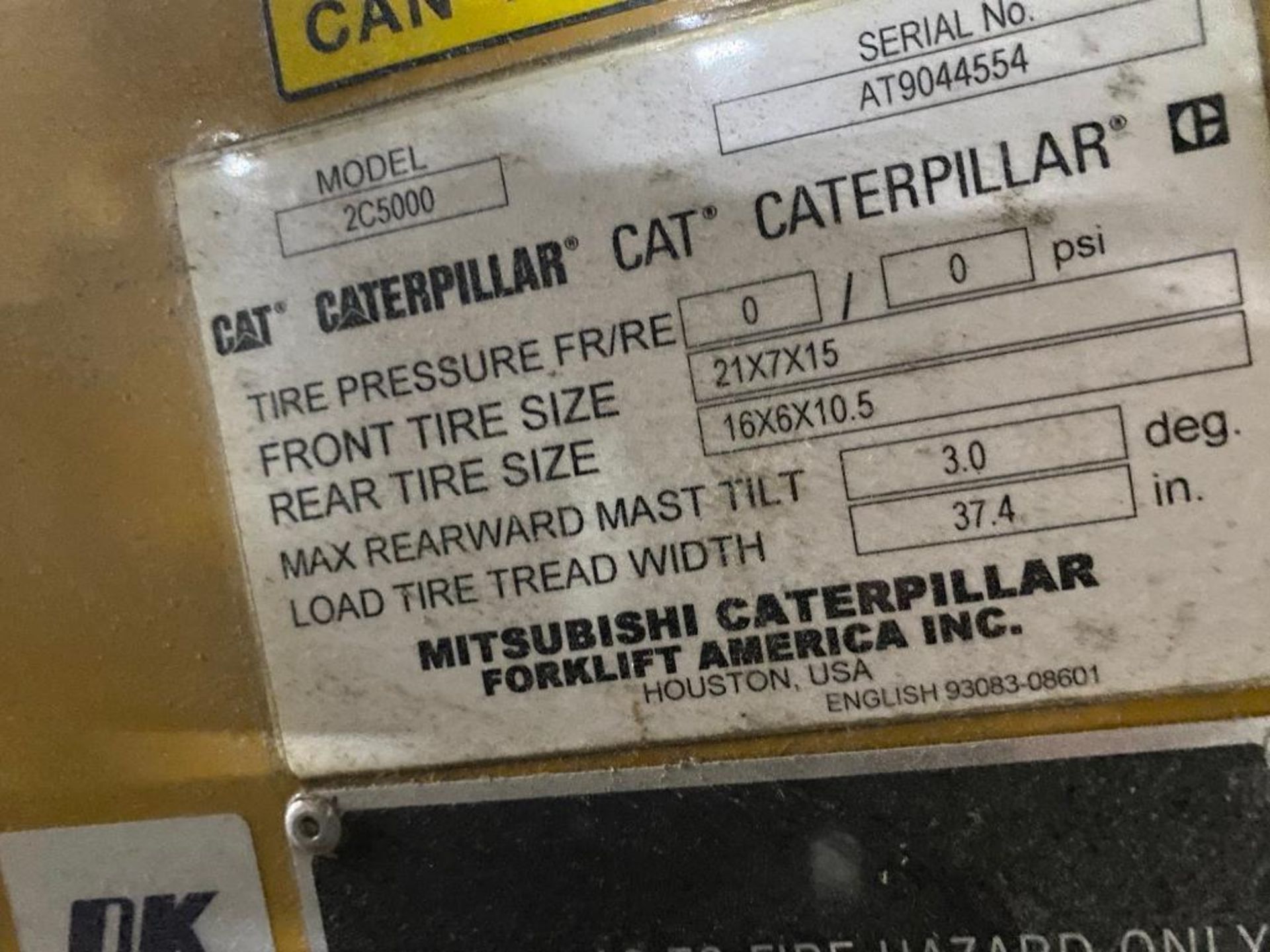 Caterpillar 2C5000 Forklift w/ Box Clamp, S/N AT9044554, 3-Stage Mast, Solid Non-Marking Tires, LP G - Image 5 of 7