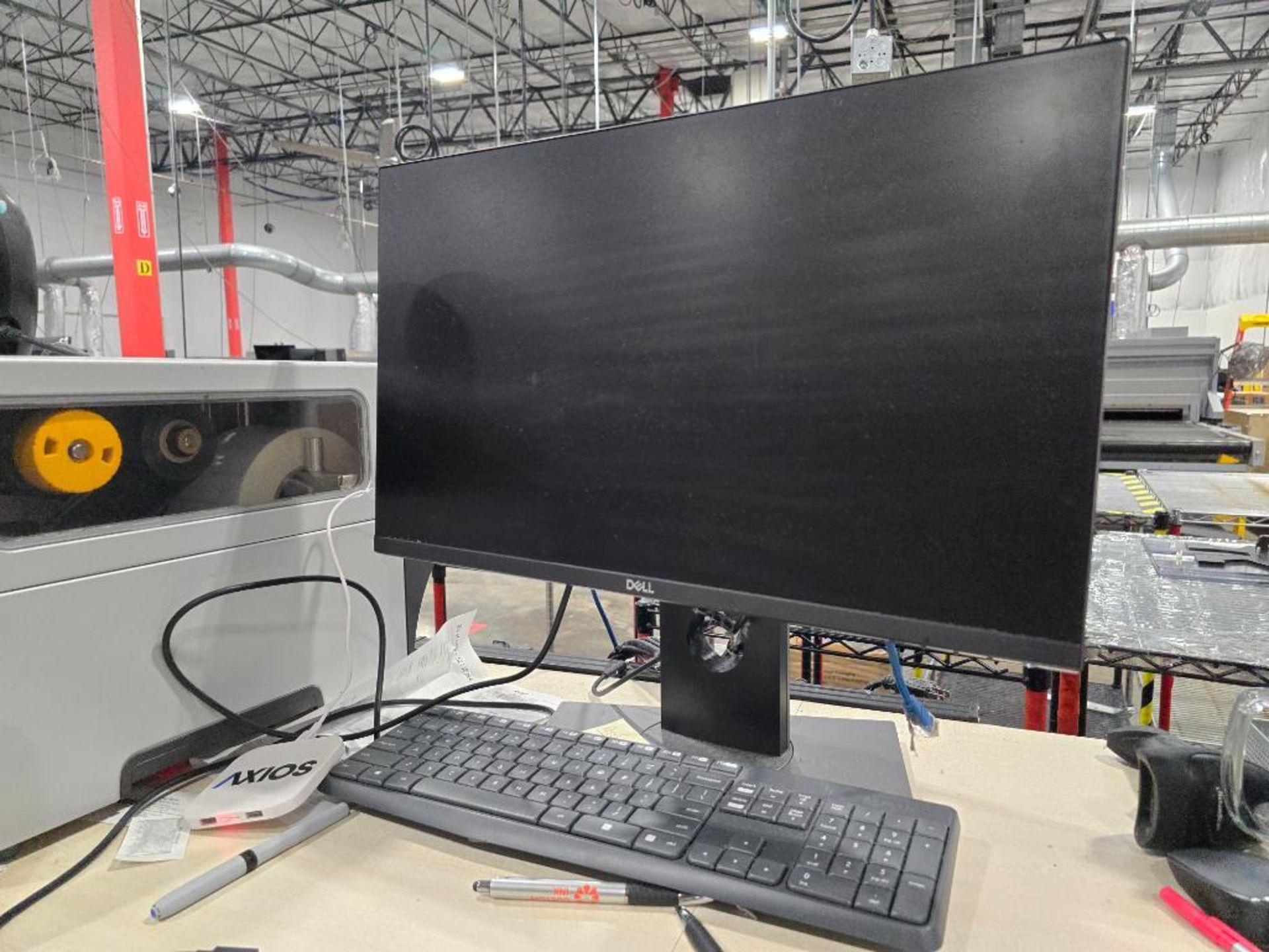 HD Worktable Station, 10' X 30", w/ (4) Monitors (No Printer, Scanners or Mini-PC's) - Image 6 of 7