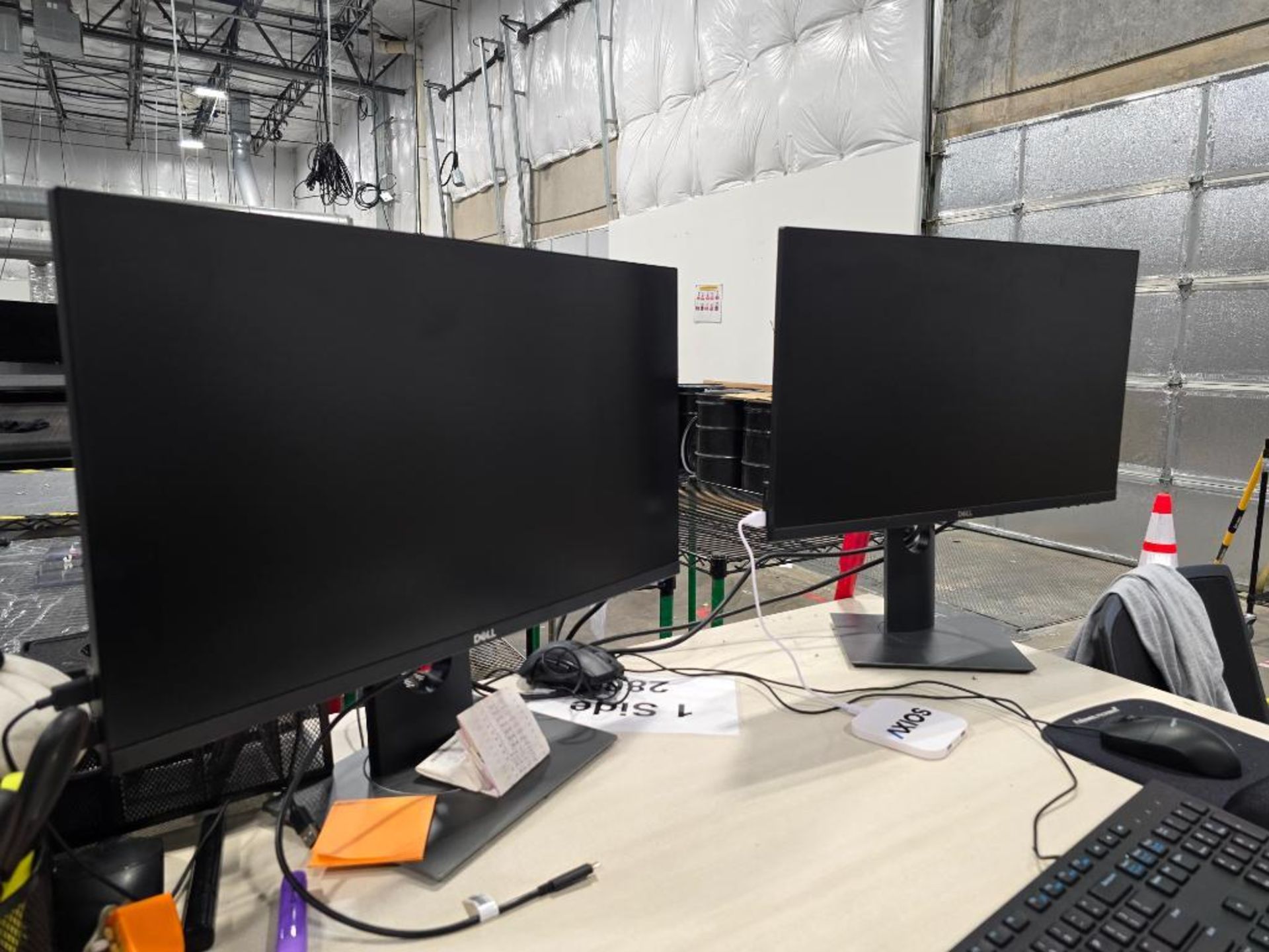 HD Worktable Station, 10' X 30", w/ (4) Monitors (No Printer, Scanners or Mini-PC's) - Image 5 of 7