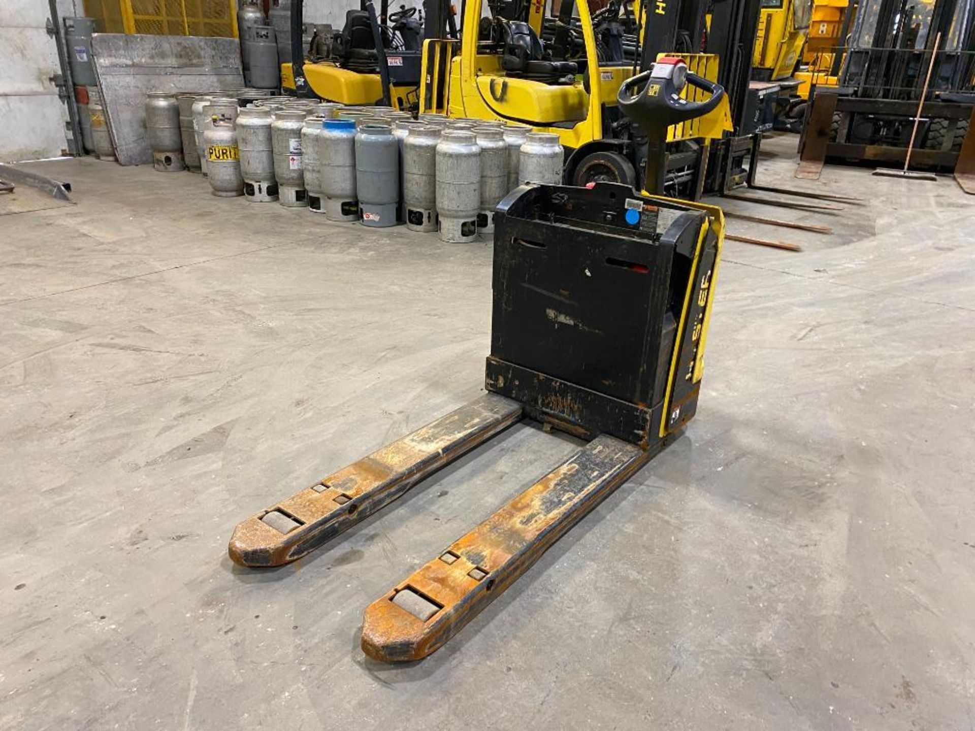Hyster Electric Pallet Jack, Model W45Z-HD, S/N A419N16086T, 24 Volt Battery, On-Board Charger, 48" - Image 2 of 5