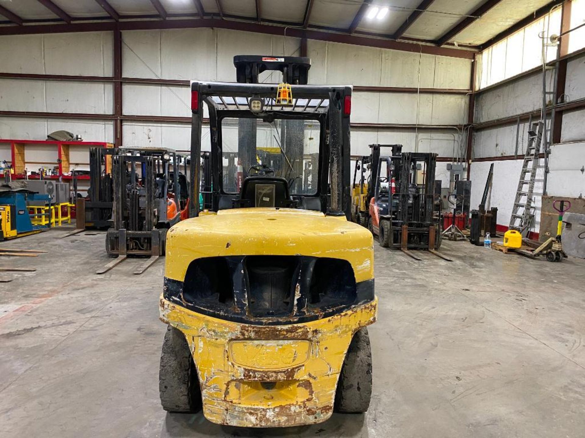 Yale 12,000-Capacity Forklift, Model GDP120VXNCGE112.7, S/N F813V03120F, Diesel, Dual Drive Solid Pn - Image 4 of 5