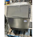Manitowoc Ice Machine ($15 Loading fee will be added to buyers invoice)