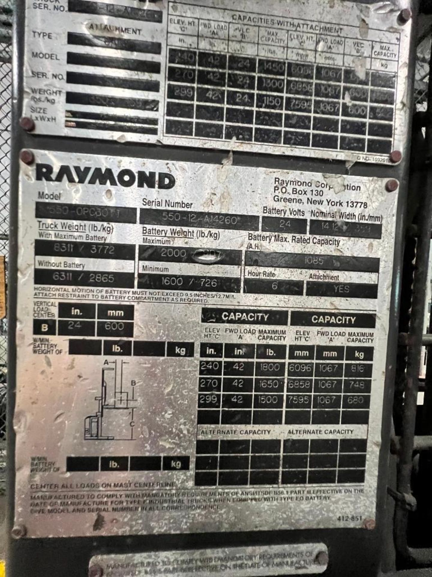 Raymond 3,000 LB. Order Picker, Model 550-OPC30TT, S/N 550-12-A14260 (No Battery) ***Buyer is Respon - Image 5 of 6
