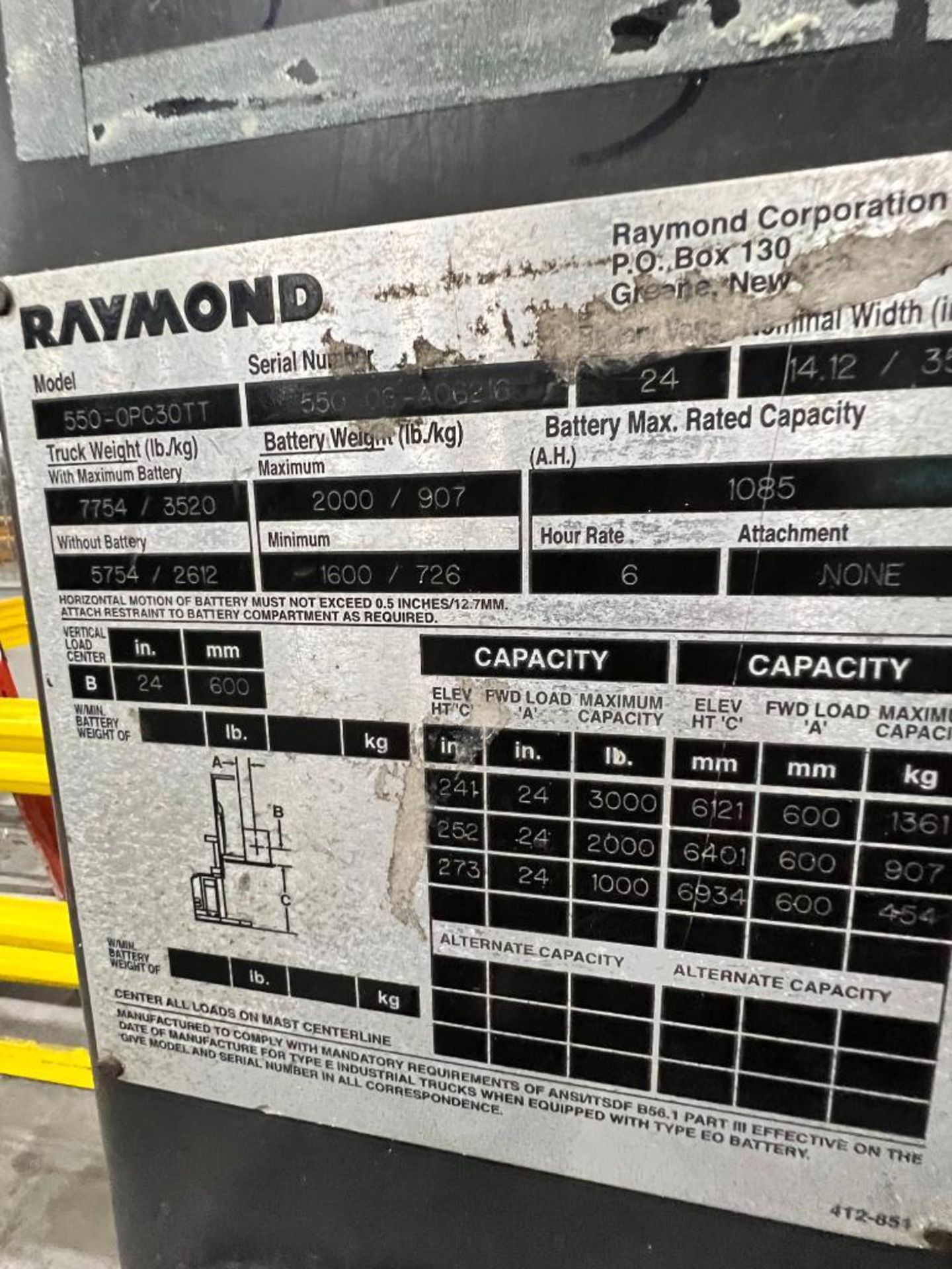 Raymond 3,000 LB. Order Picker, Model 550-OPC30TT, S/N 550-08-06216, HD Hours 15,987 ***Buyer is Res - Image 4 of 5