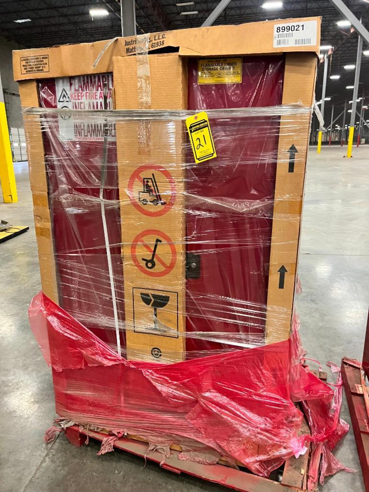 (New) Justrite Flammable 90-Gallon Capacity Storage Cabinet ($15 Loading fee will be added to buyers