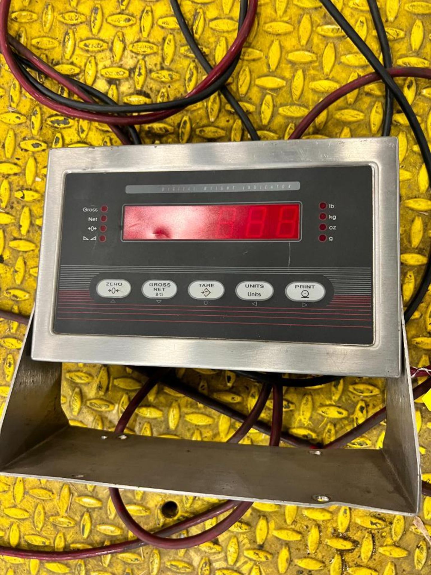 Floor Scale w/ Rice Lake Weighing Digital Readout ($15 Loading fee will be added to buyers invoice) - Bild 3 aus 4