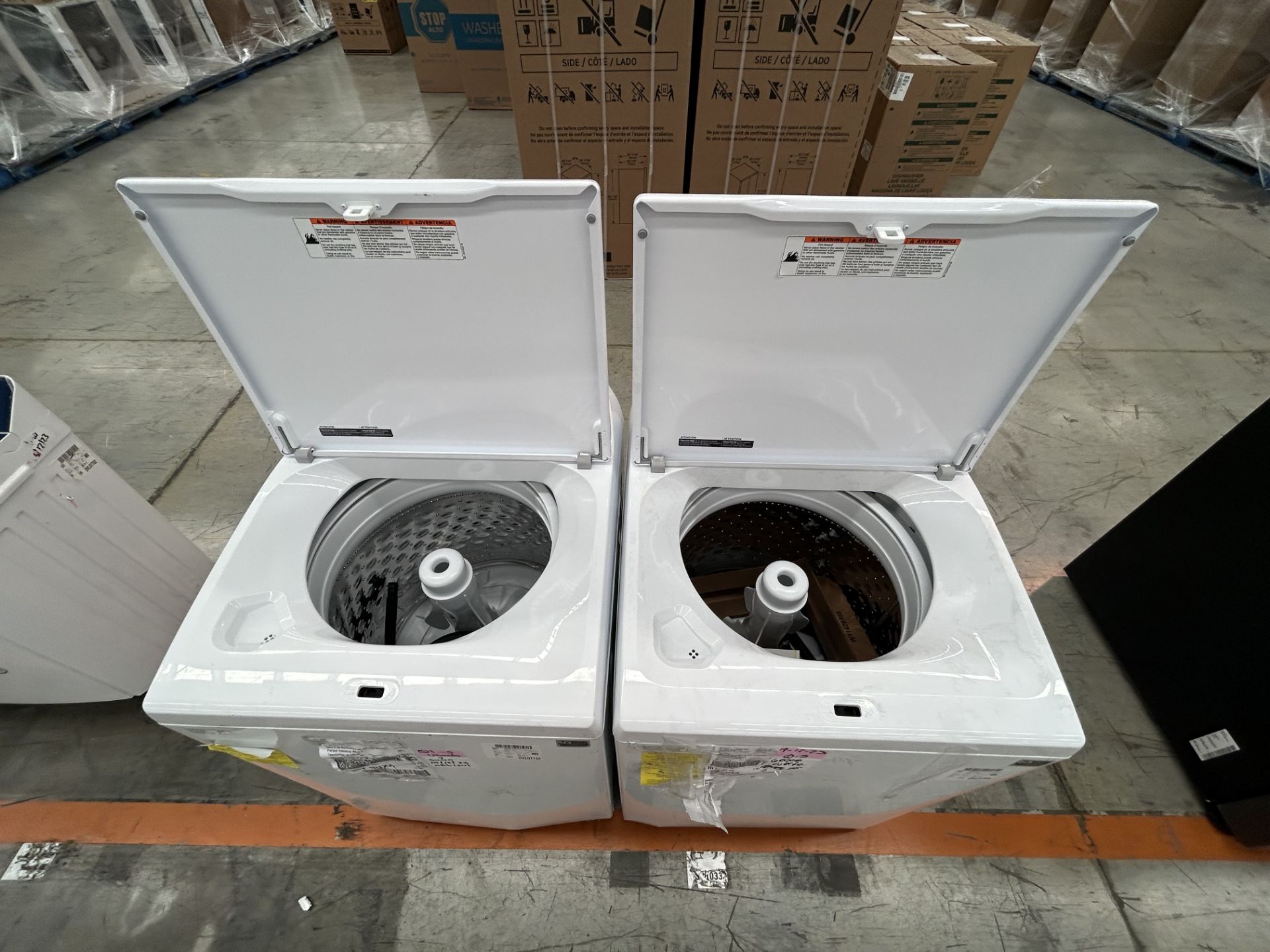 Lote de 2 Lavadoras contiene: 1 Lavadora de 18 KG Marca WHIRPOOL, Modelo 8MWTW1813MJM1, Serie 27749 - Image 4 of 6