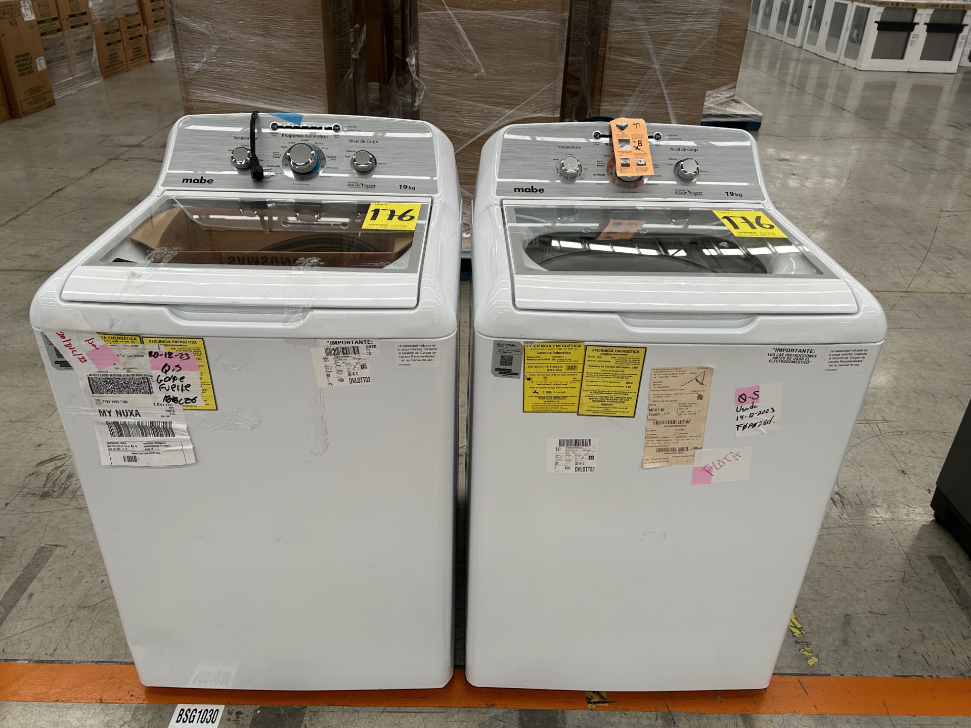 Lote de 2 Lavadoras contiene: 1 Lavadora de 19 KG Marca MABE, Modelo LMA79113VBAB03, Serie S67926,