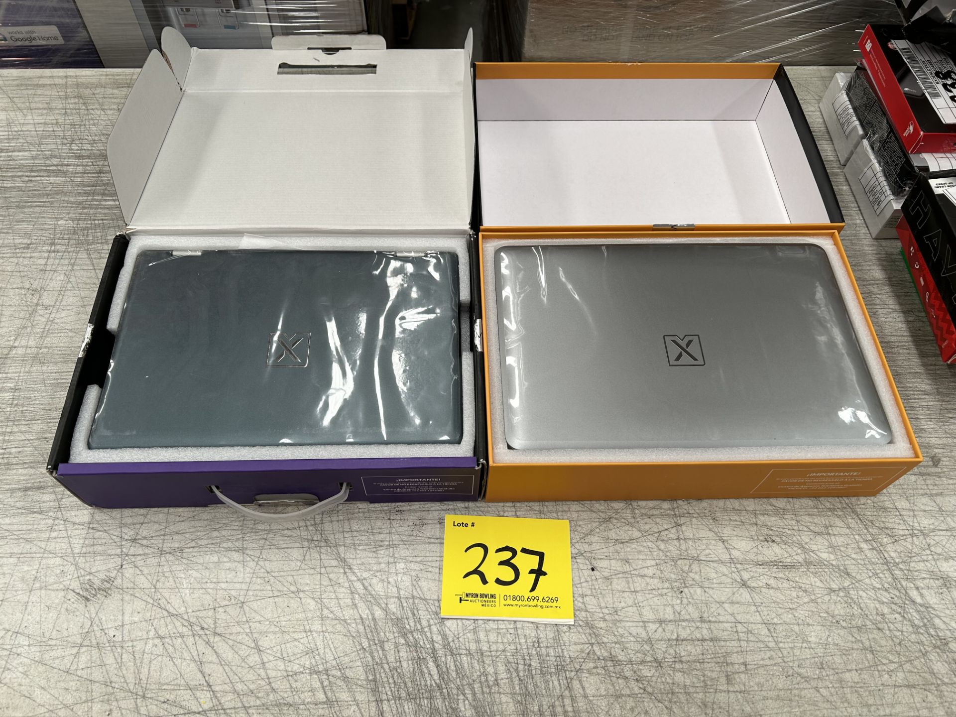 Lote de 2 laptops contiene: 1 laptop Marca LANIX, Modelo NEURON FLEX, 128 GB de almacenamiento, RAM - Image 2 of 8