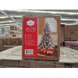 (Nuevo) Lote conformado por 15 Cajas con Árbol verde nevado con luz led, marca Holiday Time, 2.4 me