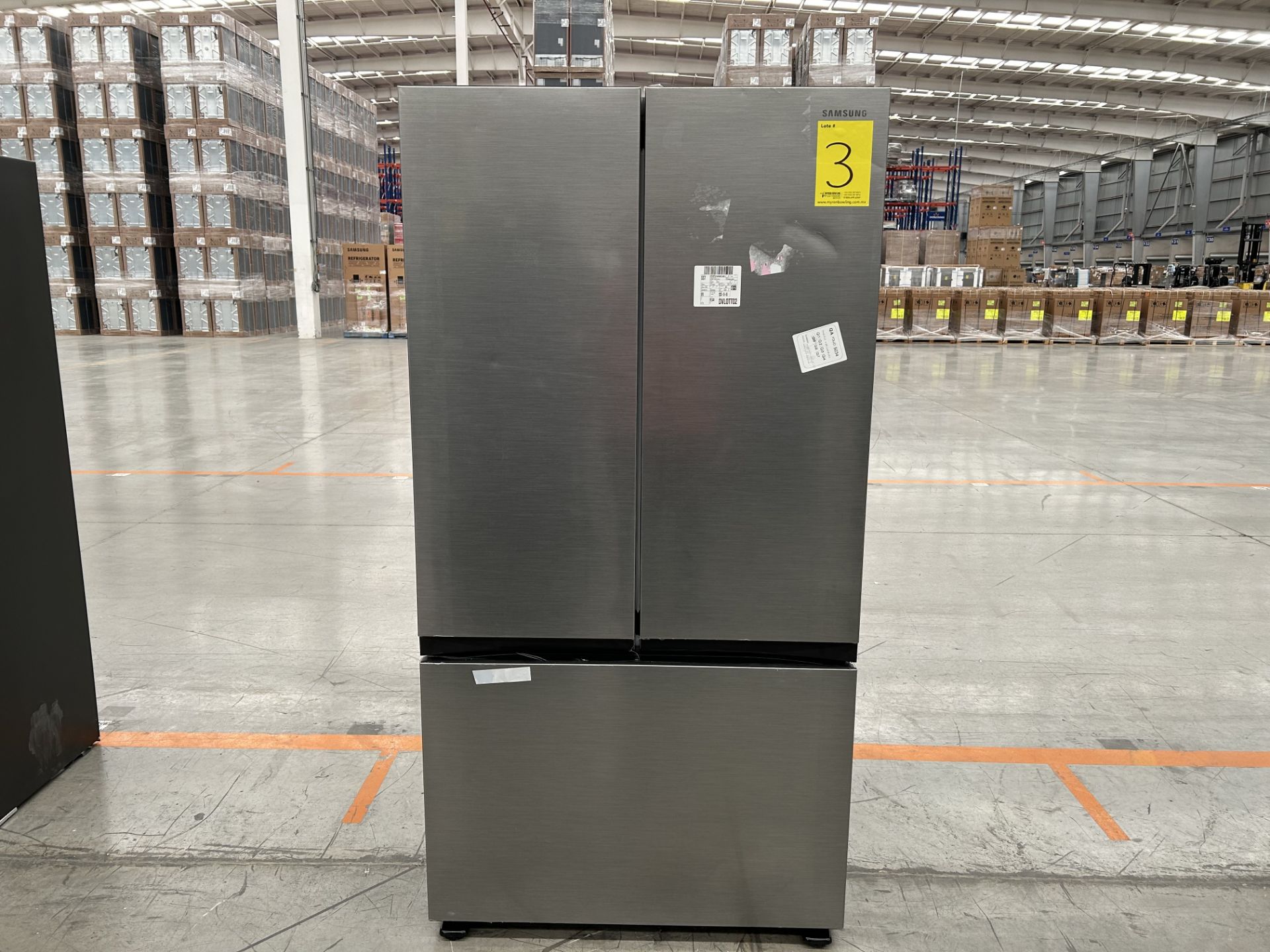 Lote de 1 Refrigerador Marca SAMSUNG, Modelo RF32CG5A10S9EM, Serie 900196X, Color GRIS (No se asegu