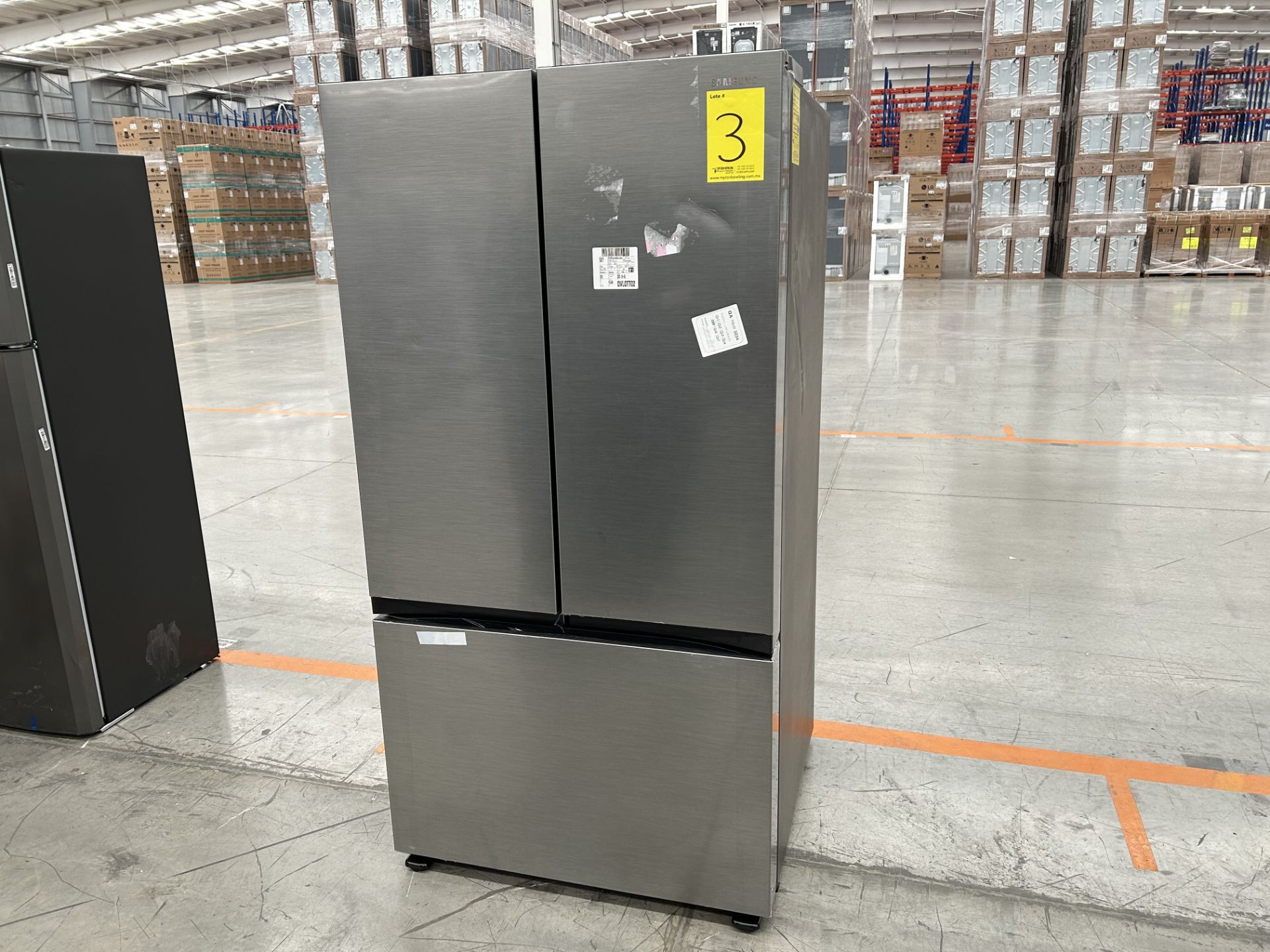 Lote de 1 Refrigerador Marca SAMSUNG, Modelo RF32CG5A10S9EM, Serie 900196X, Color GRIS (No se asegu - Image 2 of 5