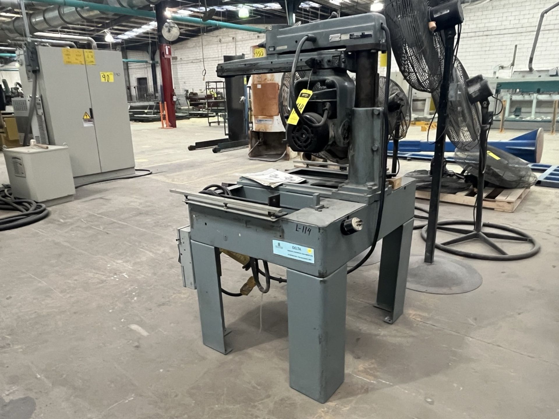 Delta Radial Bench Saw, Model 33-082, Serial No. 91H45596, with 5 hp motor, 230/460V; compatible wi - Image 4 of 11