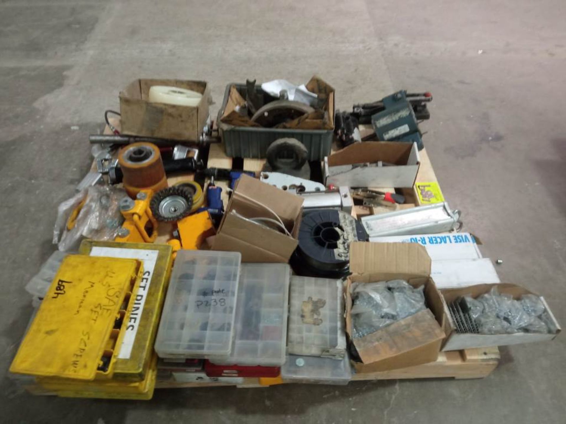 Lot of diverse parts contains: Screws, starters, forklift pads, electrocos, staples, gaskets, pneum - Image 4 of 11